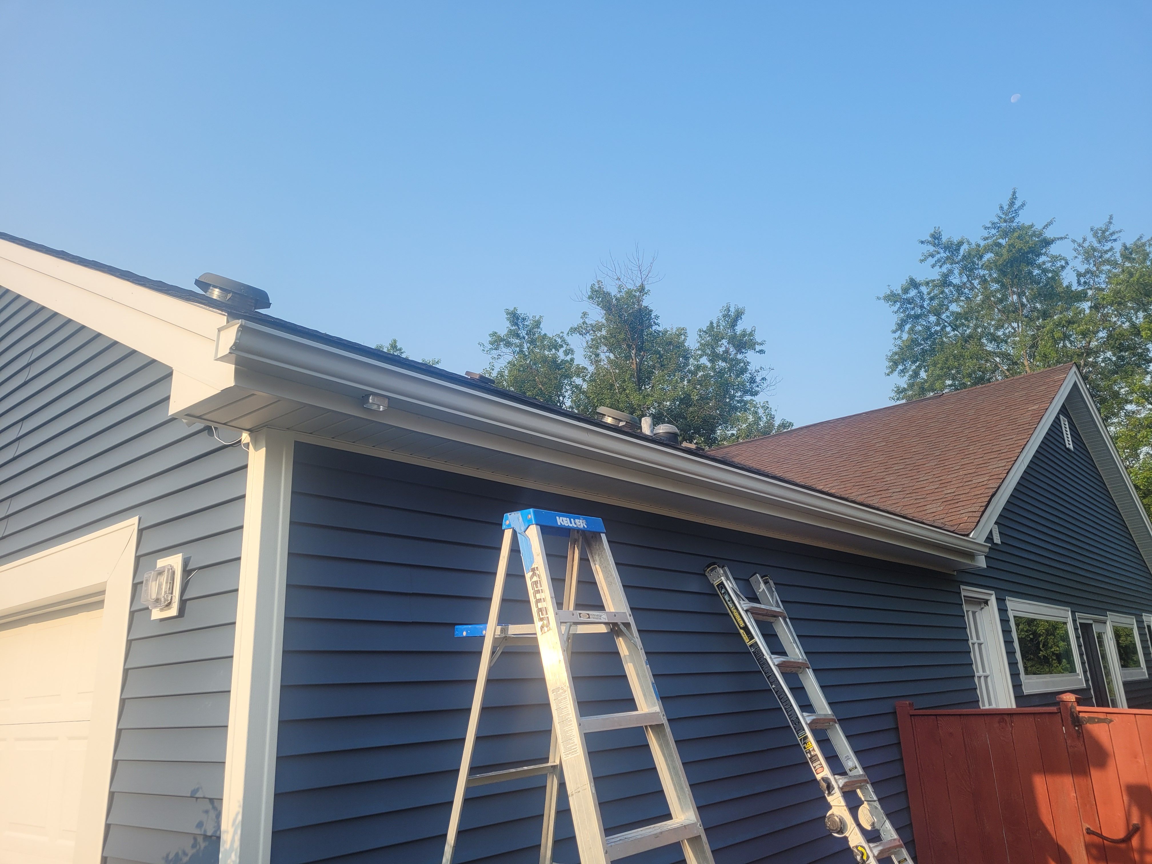 Vinyl siding,windows and gutters  for Go-at Remodeling & Painting in Northbrook,  IL