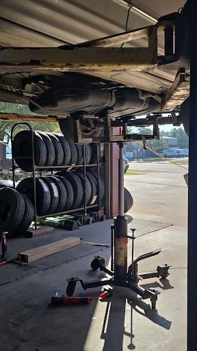  for Gordo's Tires and Automotive in Rockport, TX