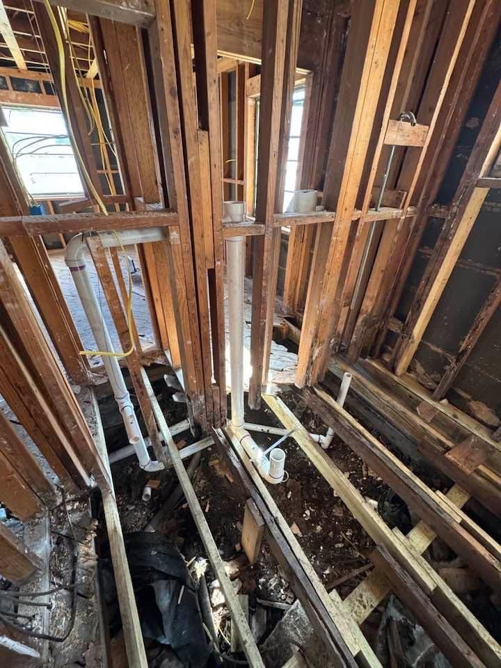  for Living Stream Renovations LLC in Dallas, TX