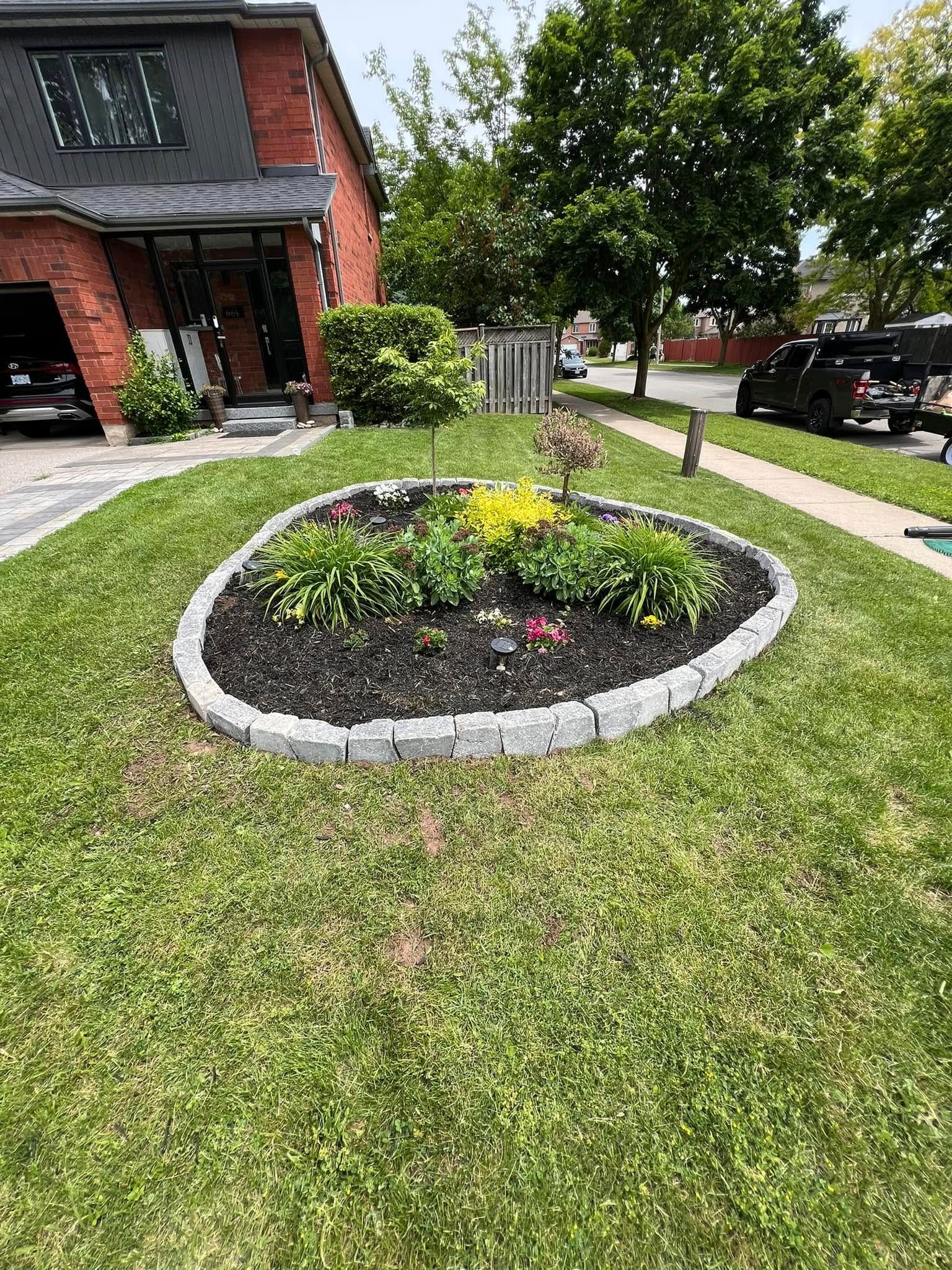  for CMN Exterior Maintenance in Hamilton, ON