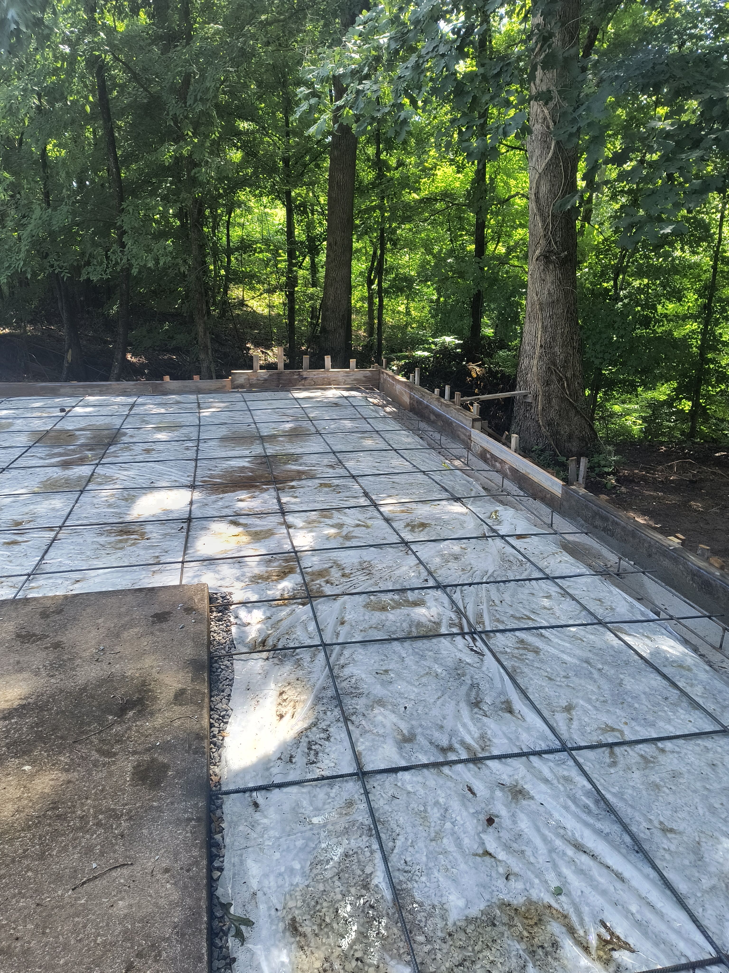  for Layne It Down Concrete Artisan in Clarksville, TN