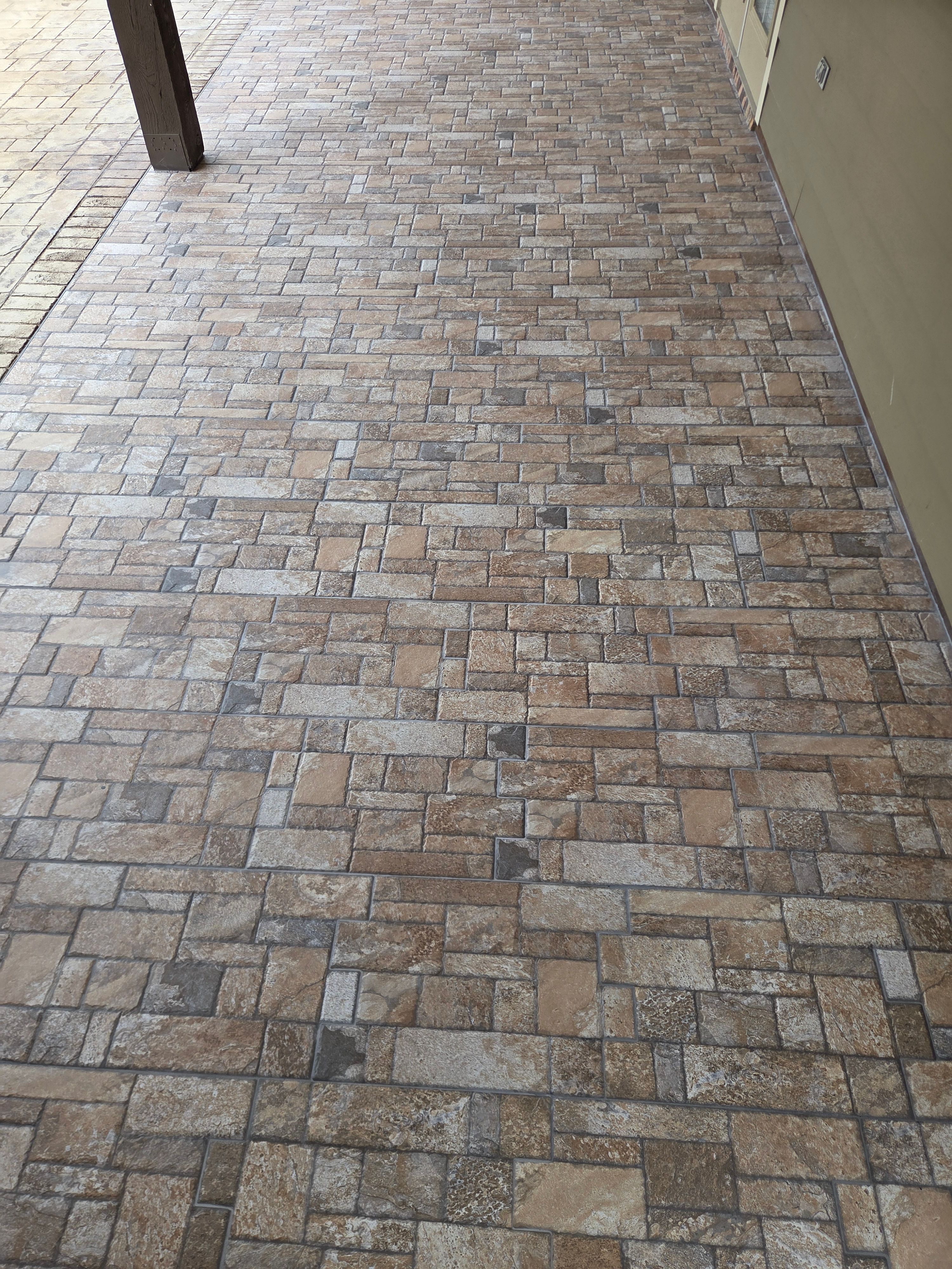  for D&J Custom Floors in Nederland, TX