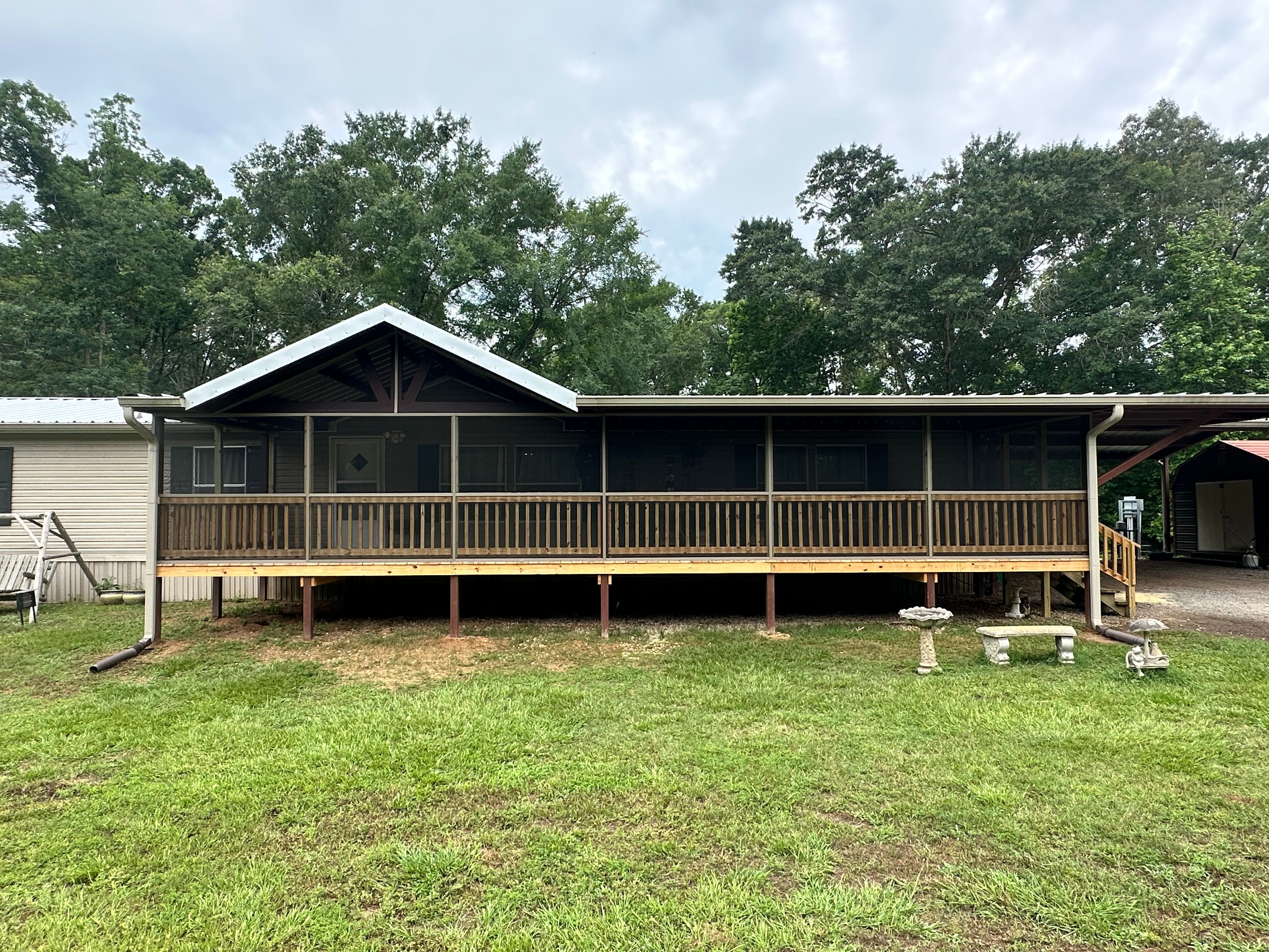  for PineyWoods Buildings LLC in Nacogdoches, TX