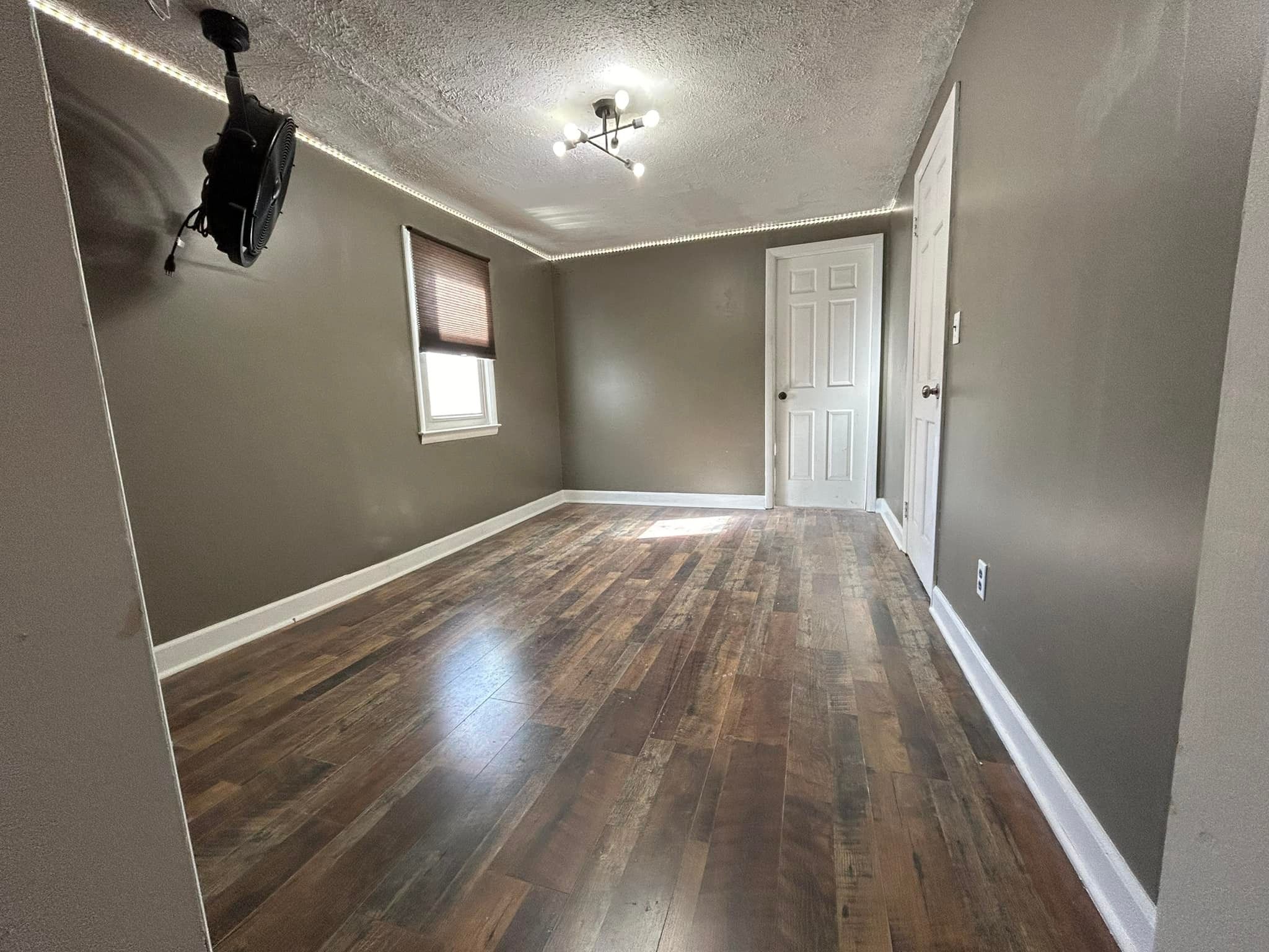  for E&H Contracting in Staunton, VA