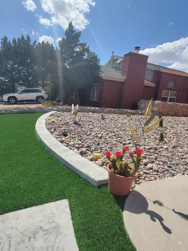 Rockspace and Gravel for Great Outdoors Patio Projects in El Paso, TX