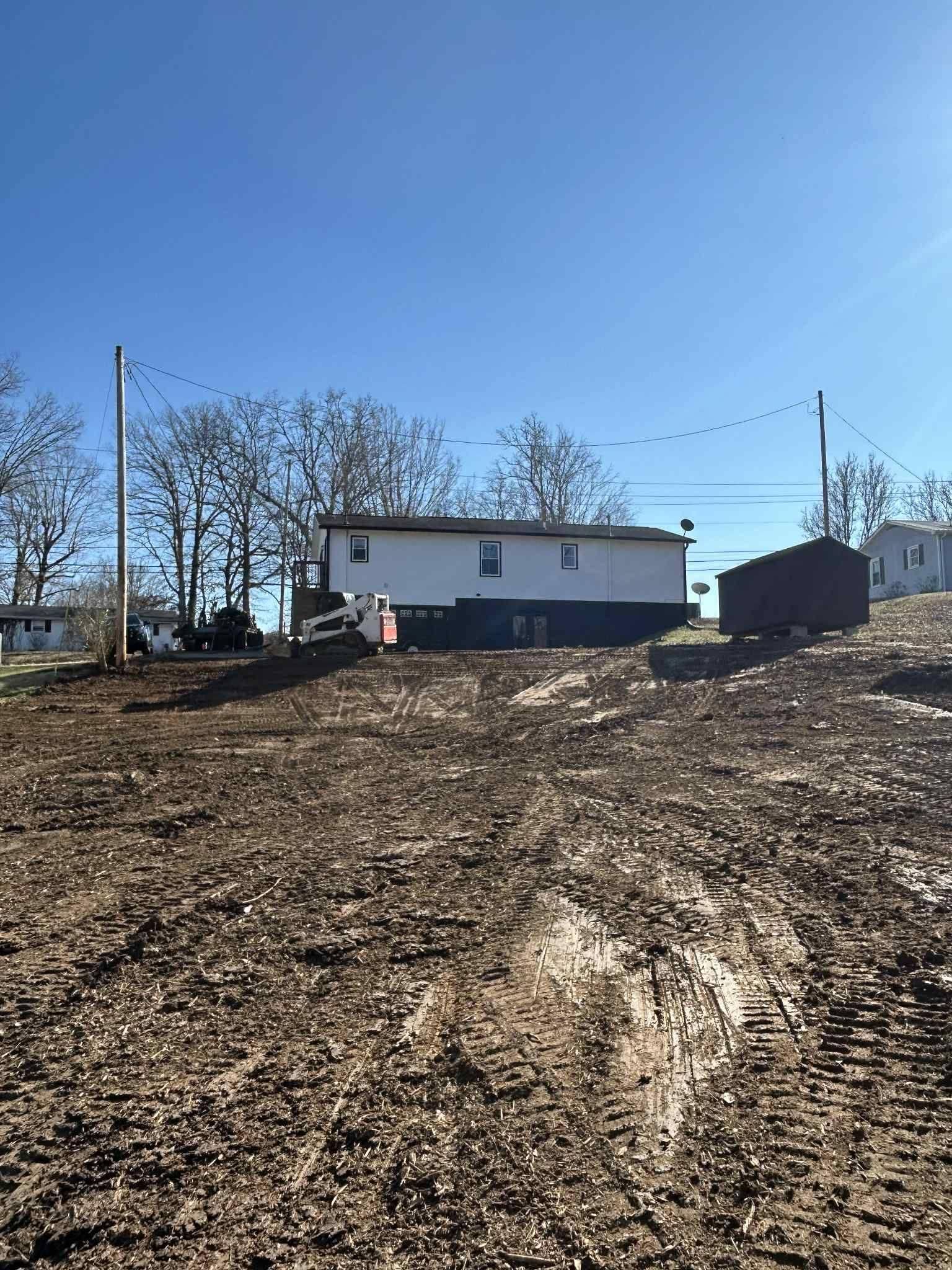  for Z's Land Management & Forestry Mulching in Smithville, TN