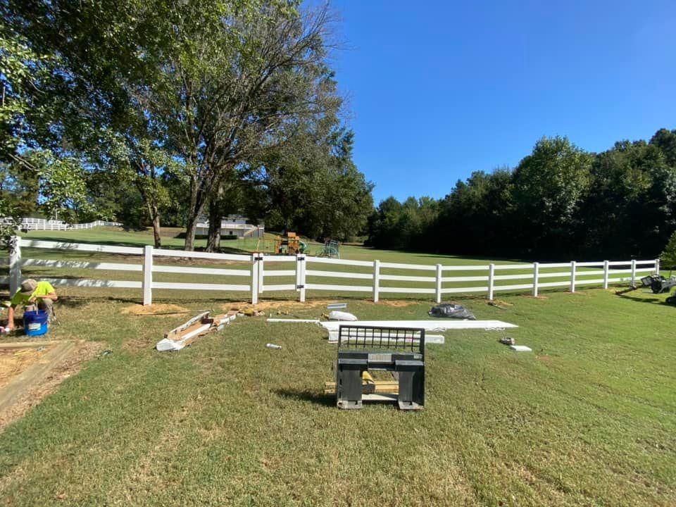  for Manning Fence, LLC in Hernando, MS