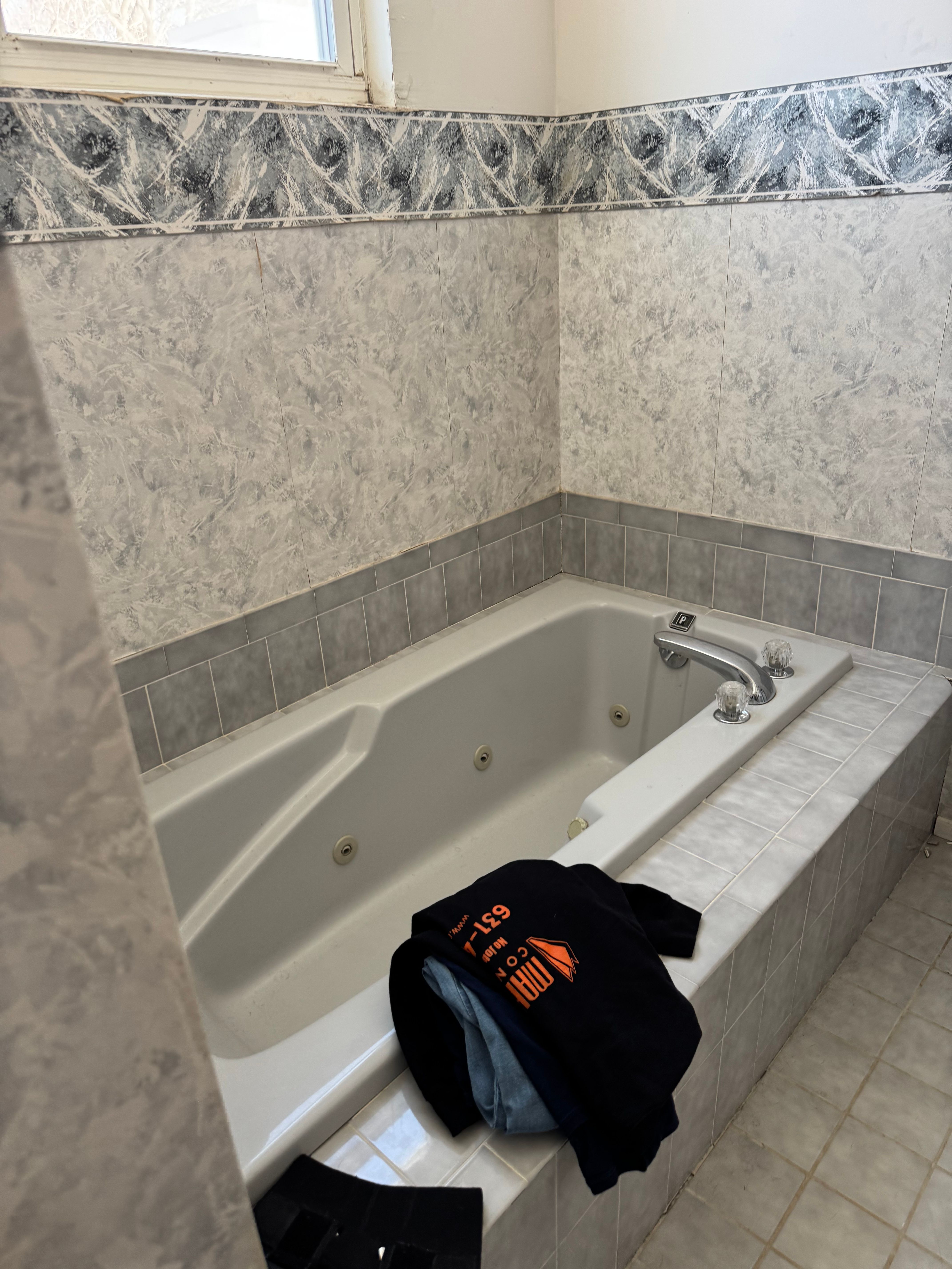  for Make It Right Contracting in East Hampton, NY