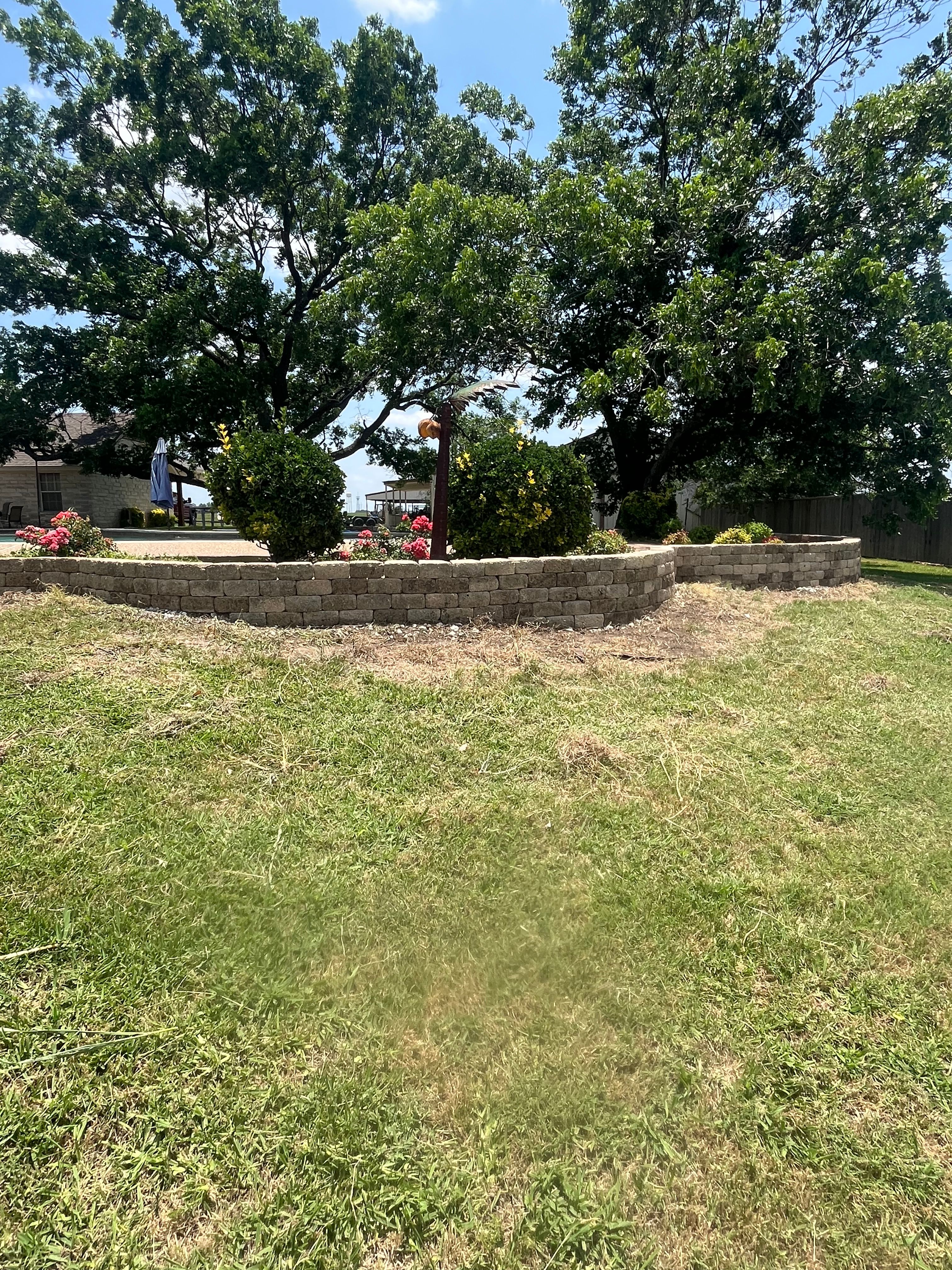  for Piña’s Lawncare in Waco, TX