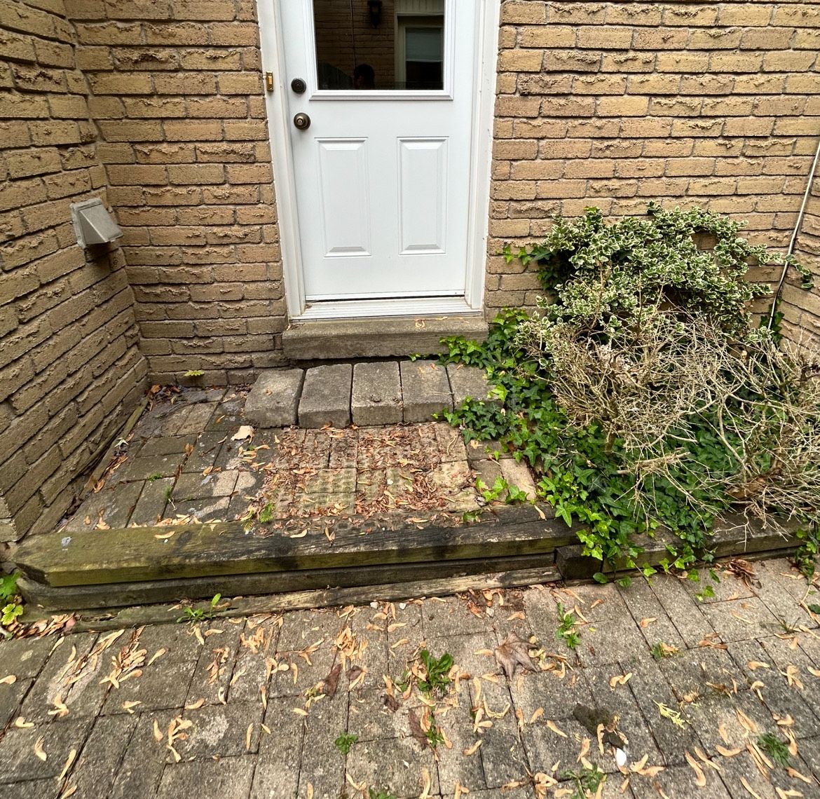  for Bravo Interlock Repairs in Burlington , ON