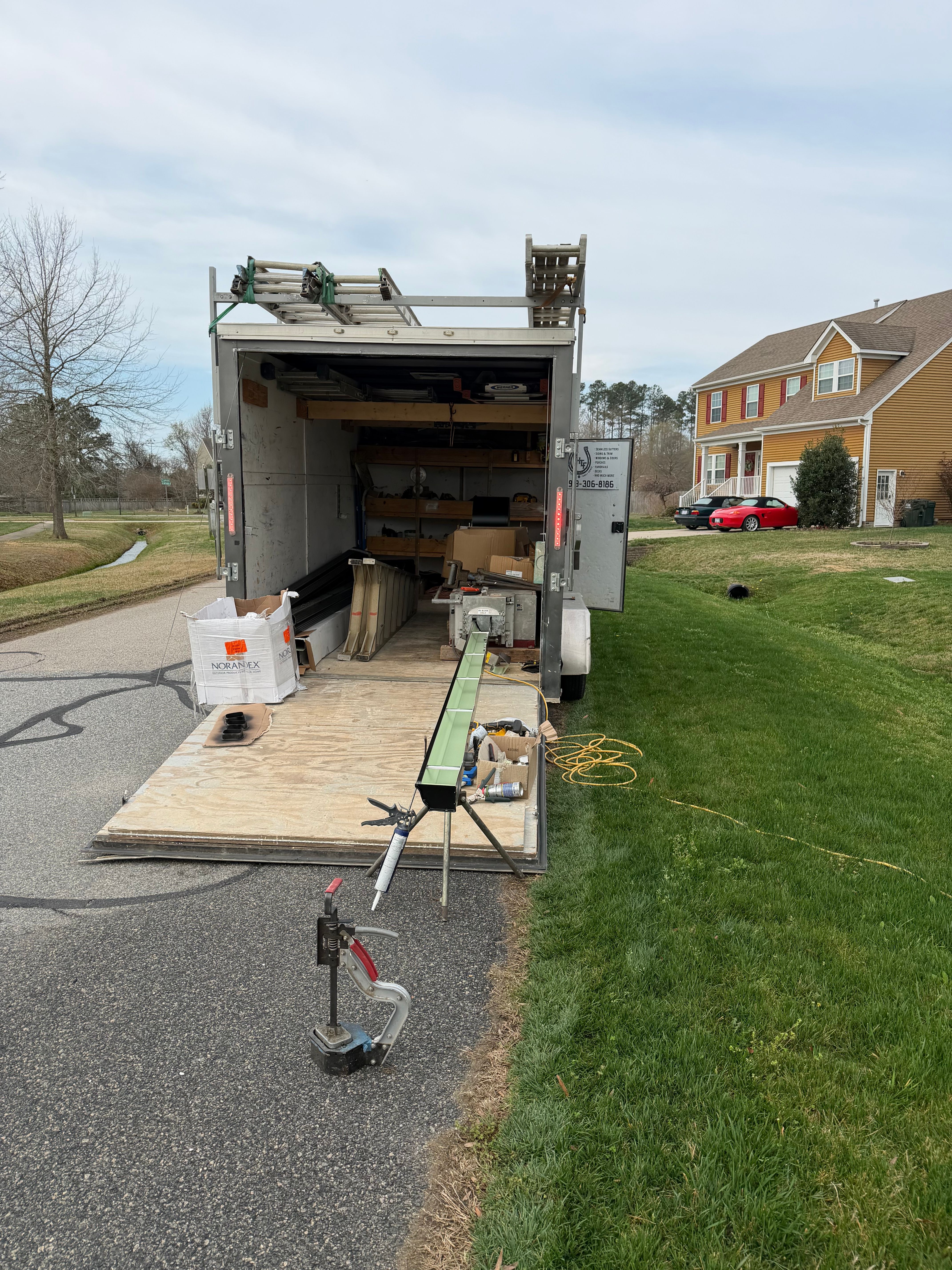  for Lee’s Hill Top Contracting in Oxford, NC