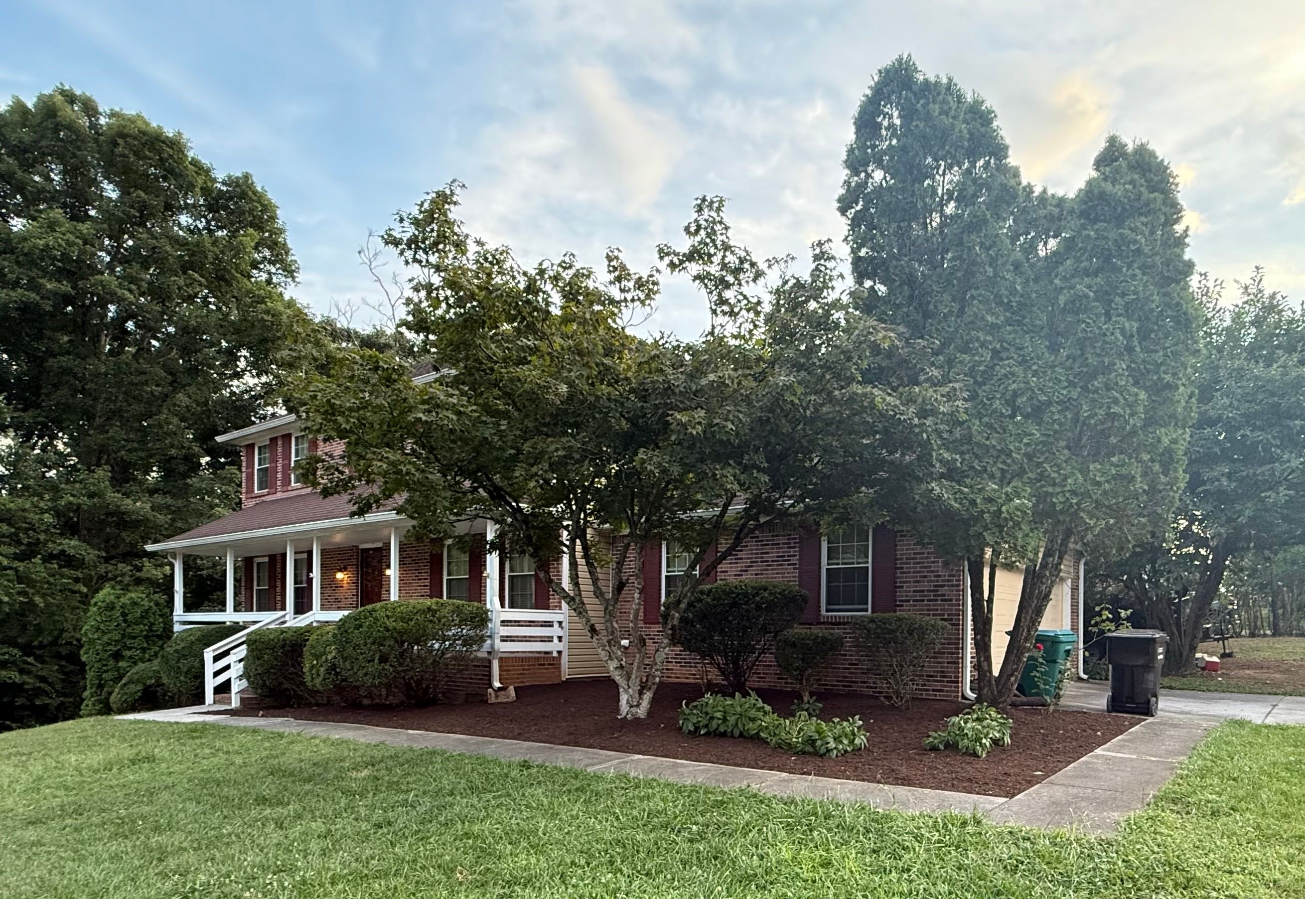  for Wesleys Landscaping in Clinton, TN