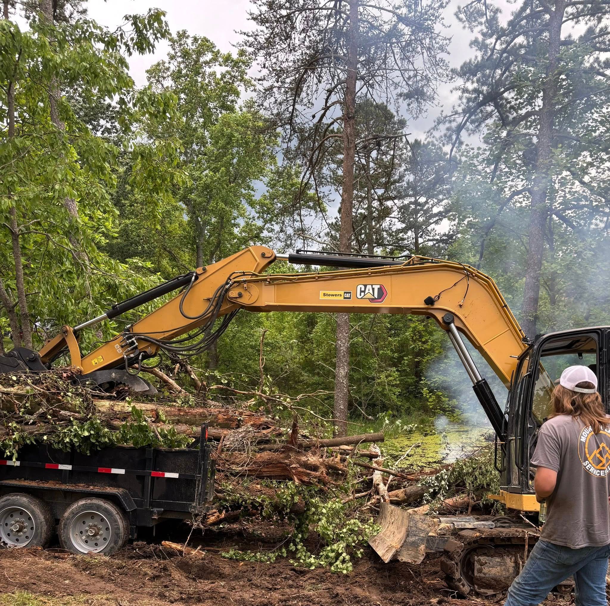  for Mountain Land Services LLC. in Oneida, TN