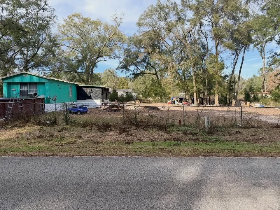  for J & E Land Clearing, LLC. in Dunnellon, FL