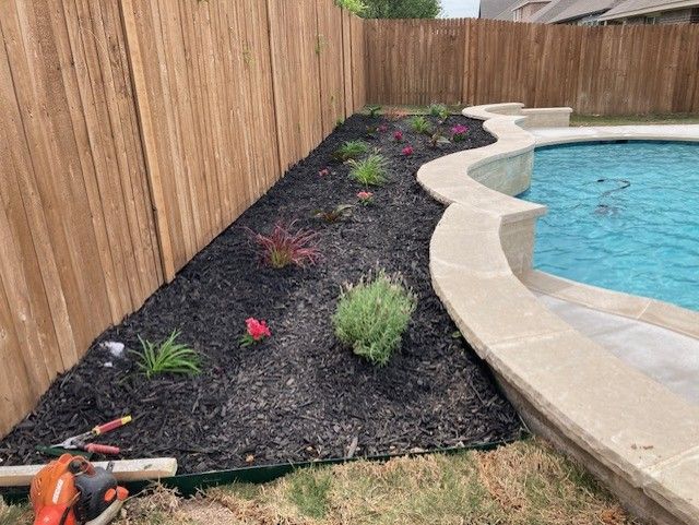  for Valadez Landscaping LLC in Fort Worth, TX