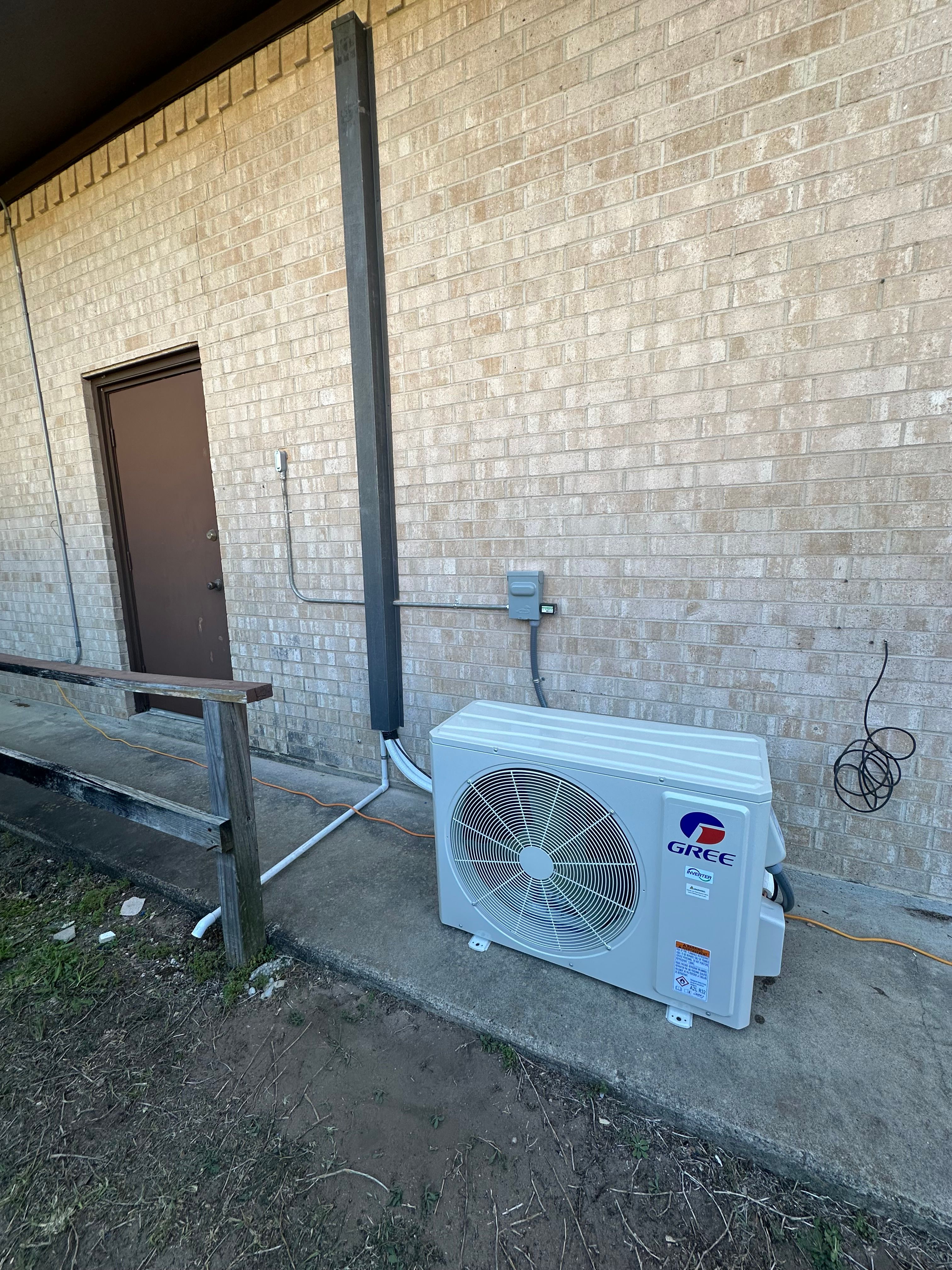  for Isaac’s Air in Yoakum, TX