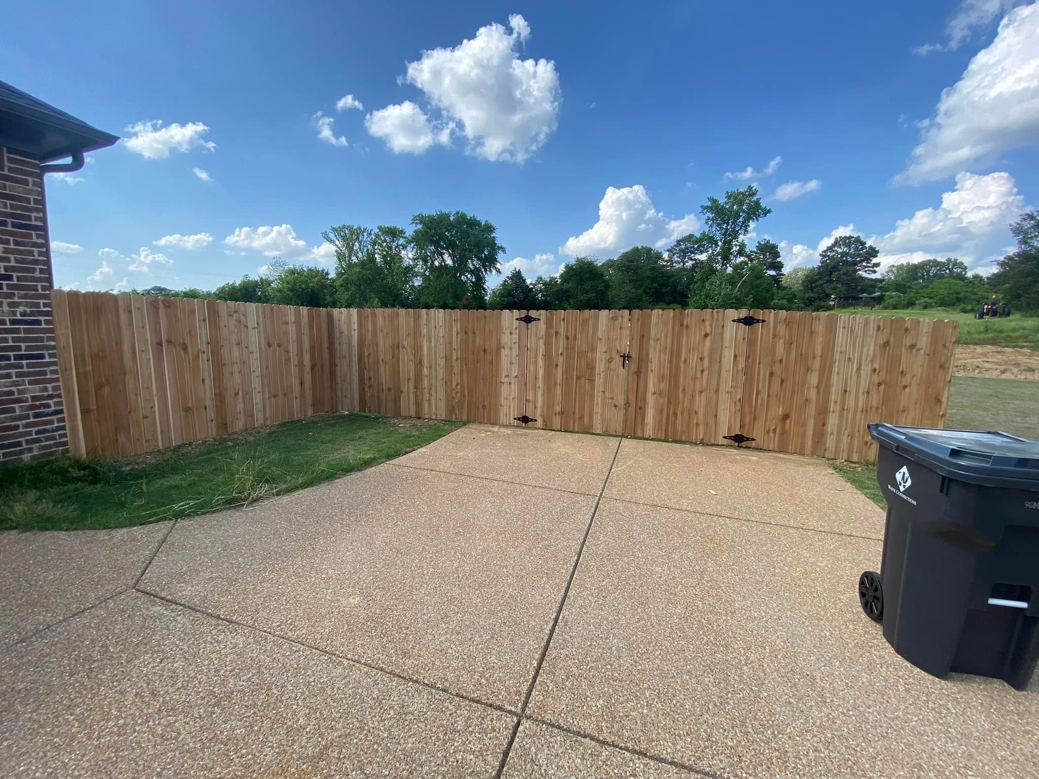  for Manning Fence, LLC in Hernando, MS