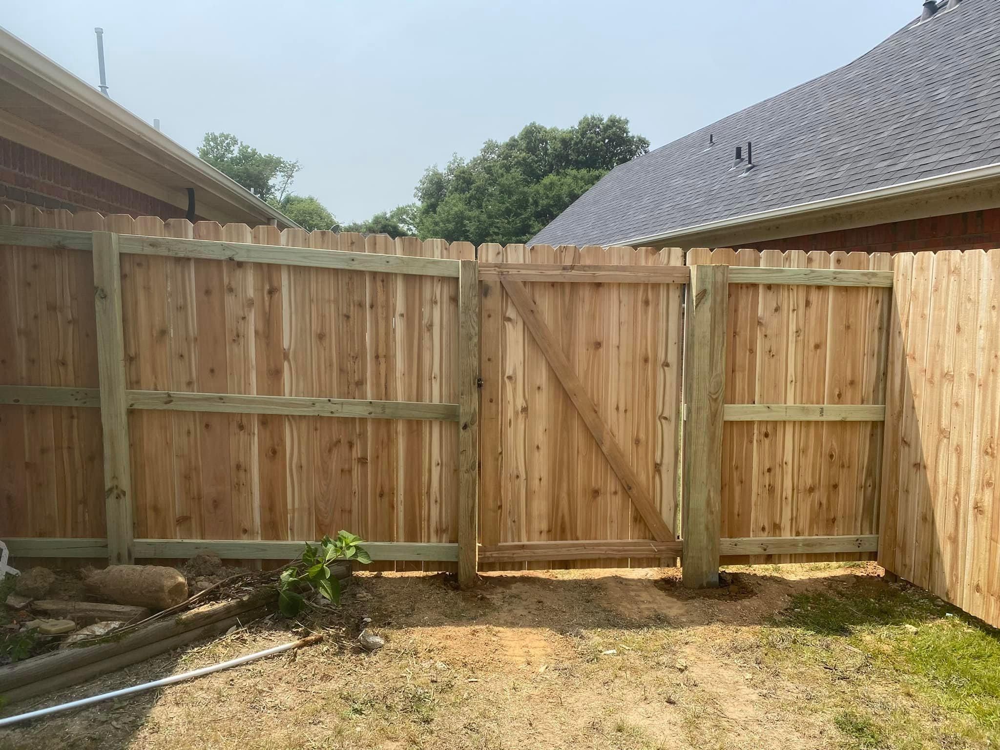  for Manning Fence, LLC in Hernando, MS