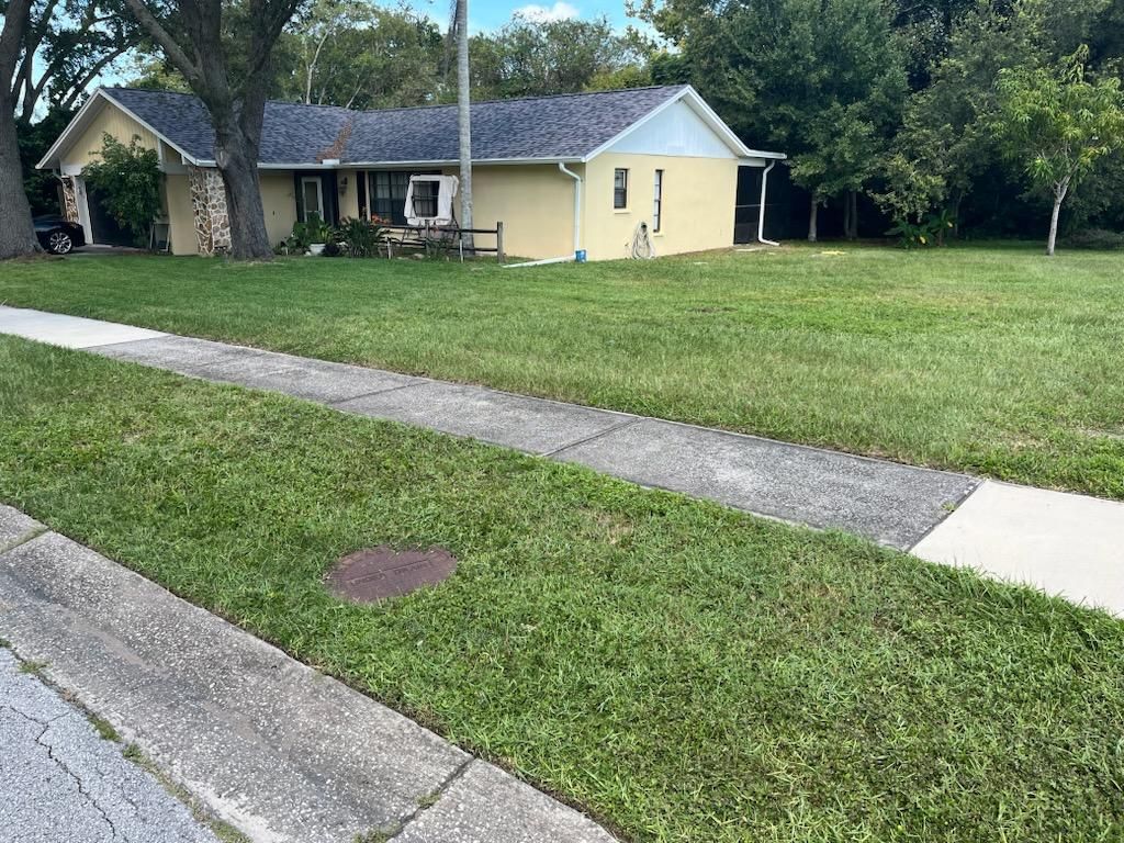  for Mitchell Lawn Service in Odessa, FL