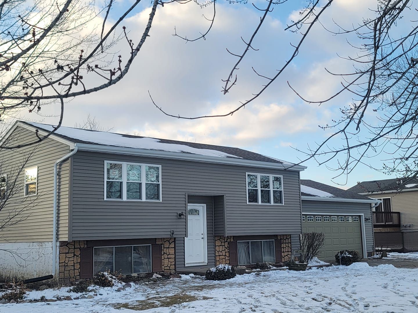  for J's Construction in Merrillville, IN