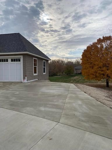  for Johnson Concrete in New London, MN