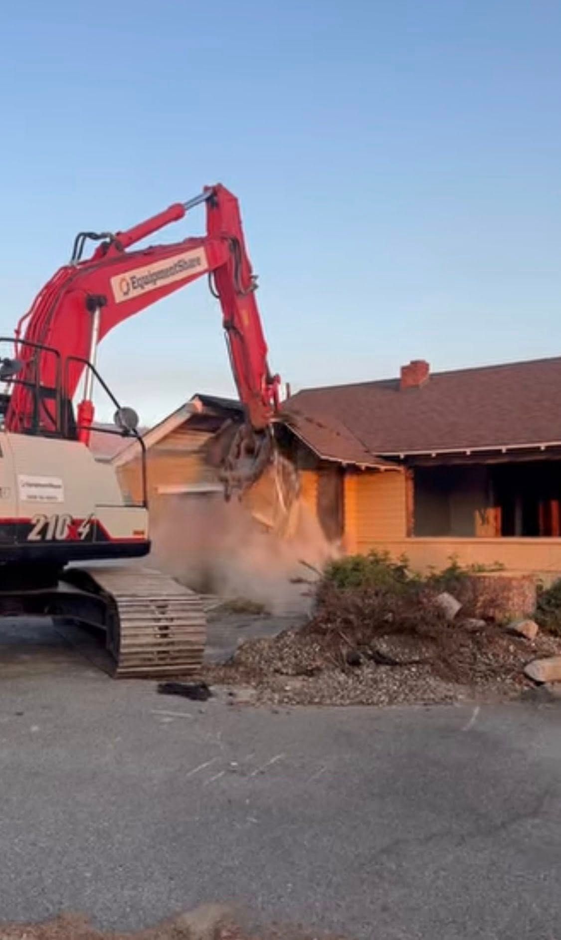  for Perez Excavation LLC in Monitor, WA