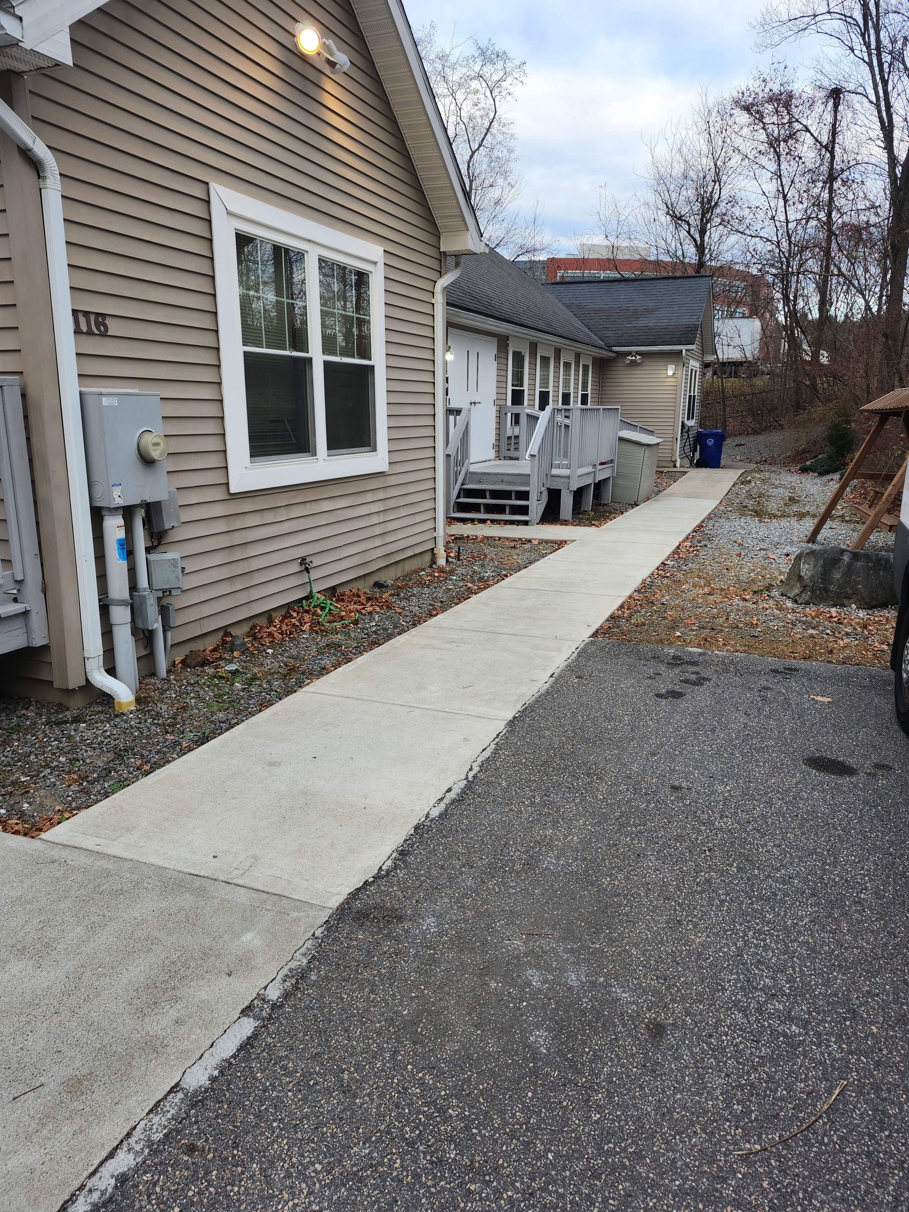 Spring & Fall Cleanups for Landscape Innovations LLC in Torrington, CT