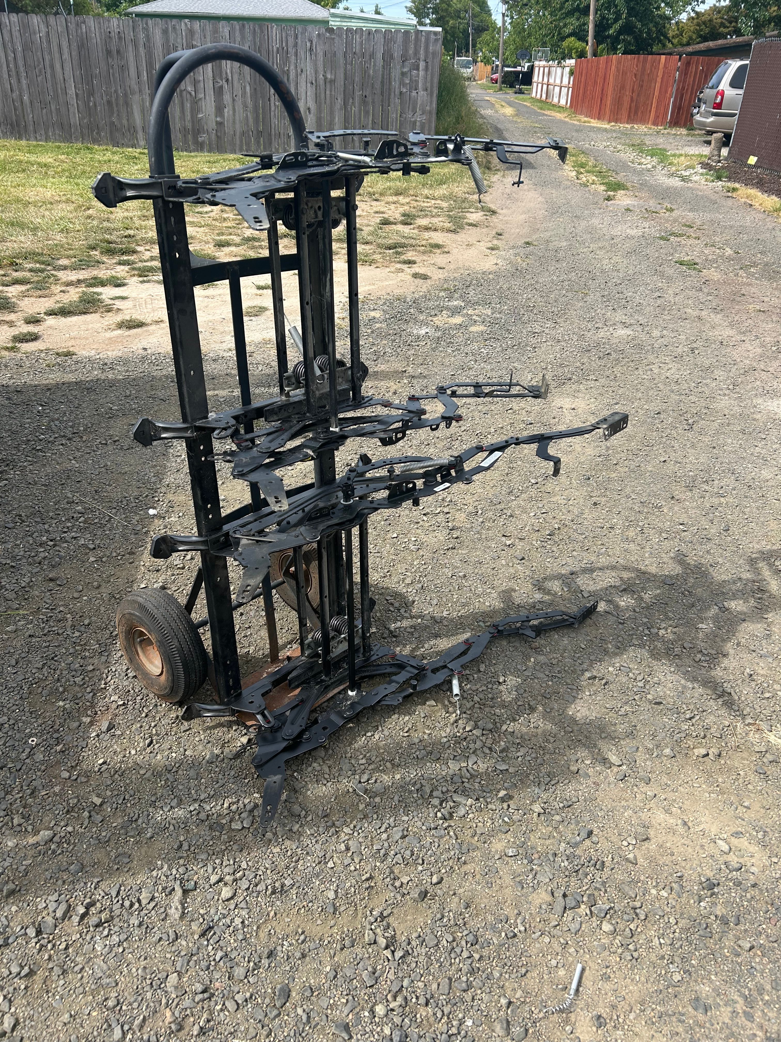  for Sol Junk Removal in Independence, OR