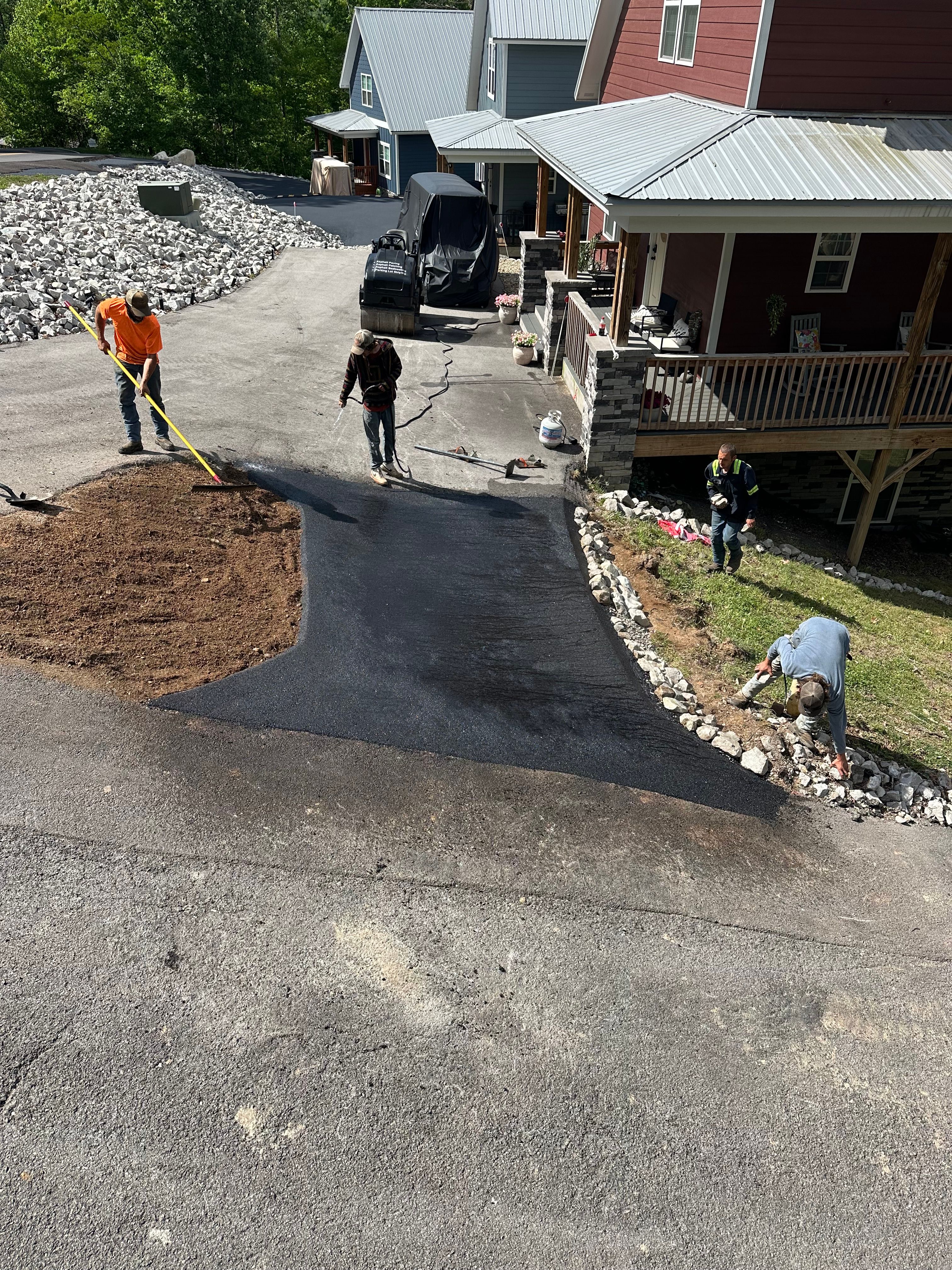  for Metzler Paving and Sealcoating LLC in Jacksboro, TN