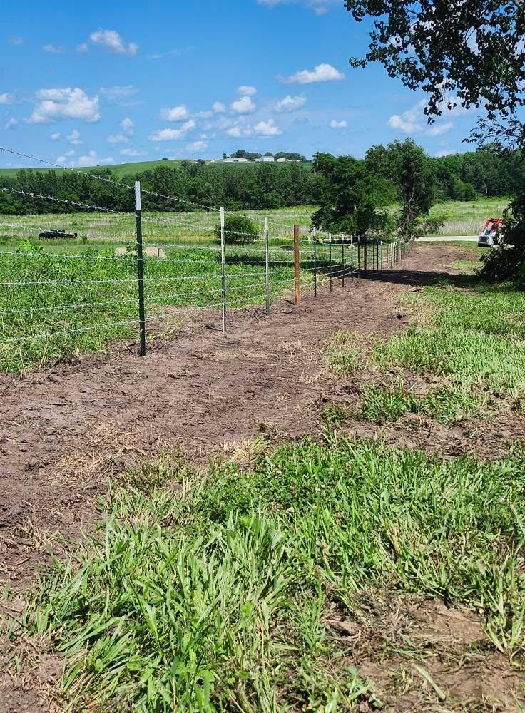  for HWY 2&65 Fabrication & Fencing in Humeston, IA