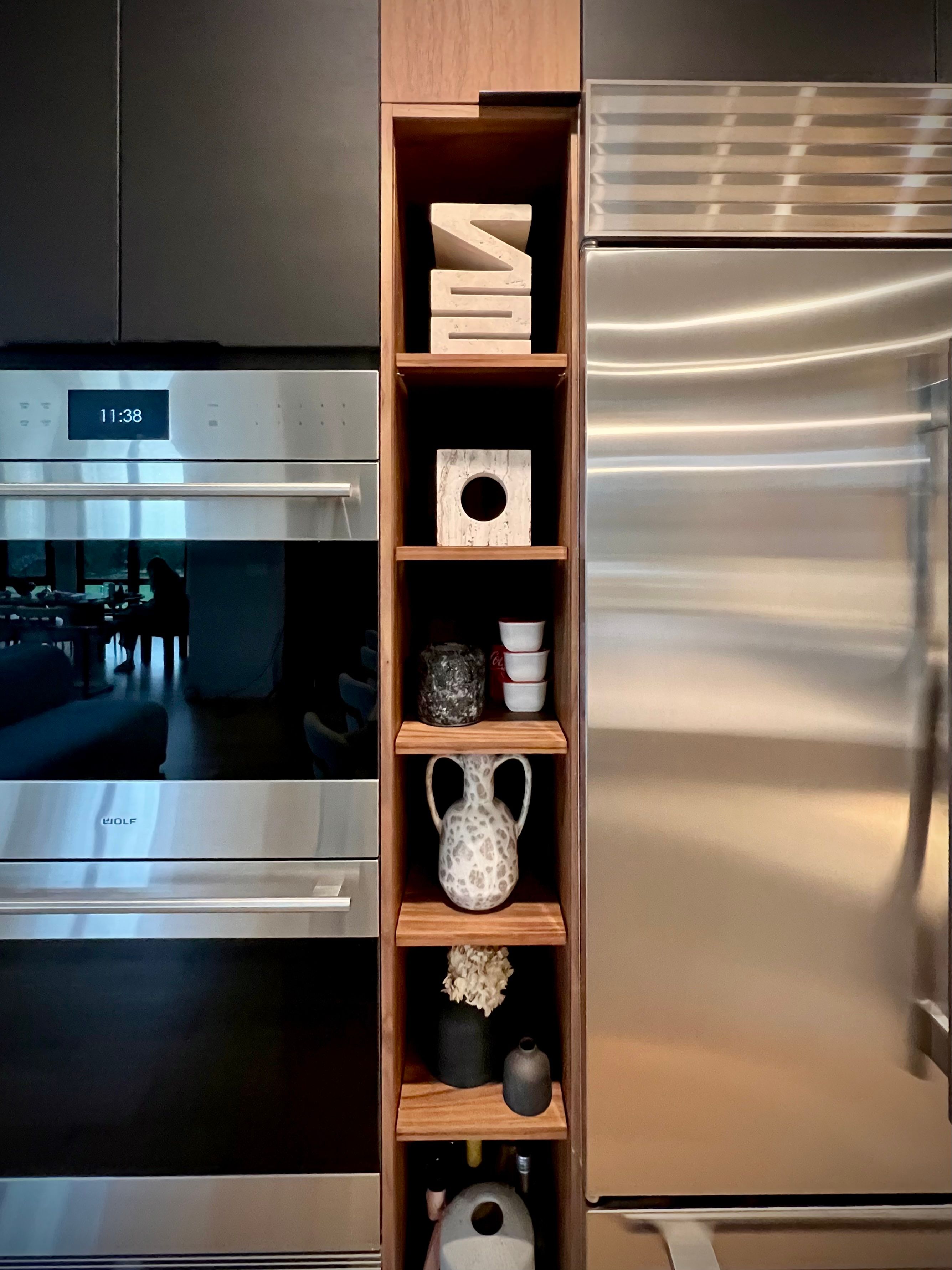 Prospect Heights Modern Kitchen for Ekwood Finishes in St. Charles, IL