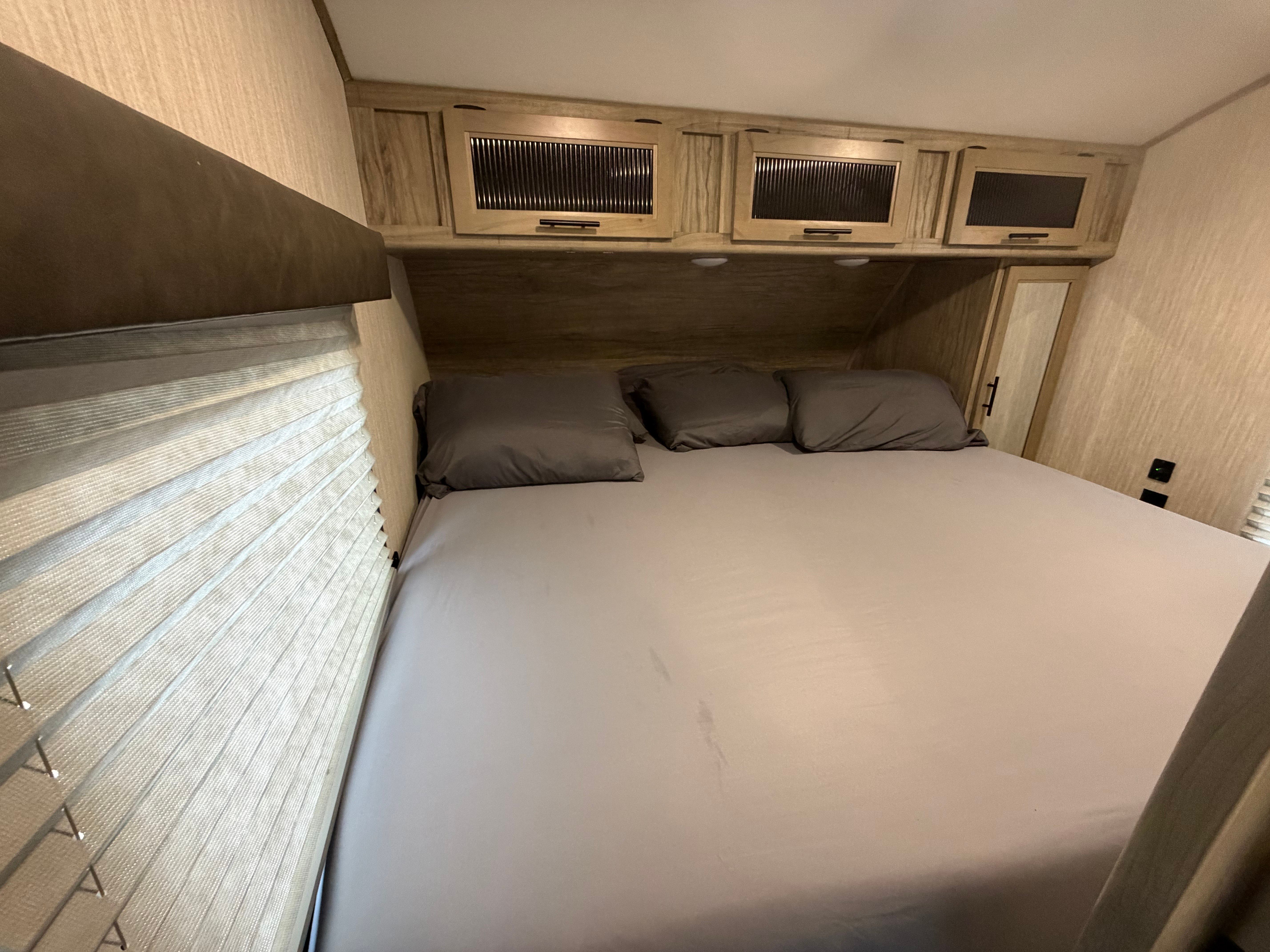 Forest River Alpha Wolf 29QB-L (Rob) for Paradise RV Rentals in Perry, GA