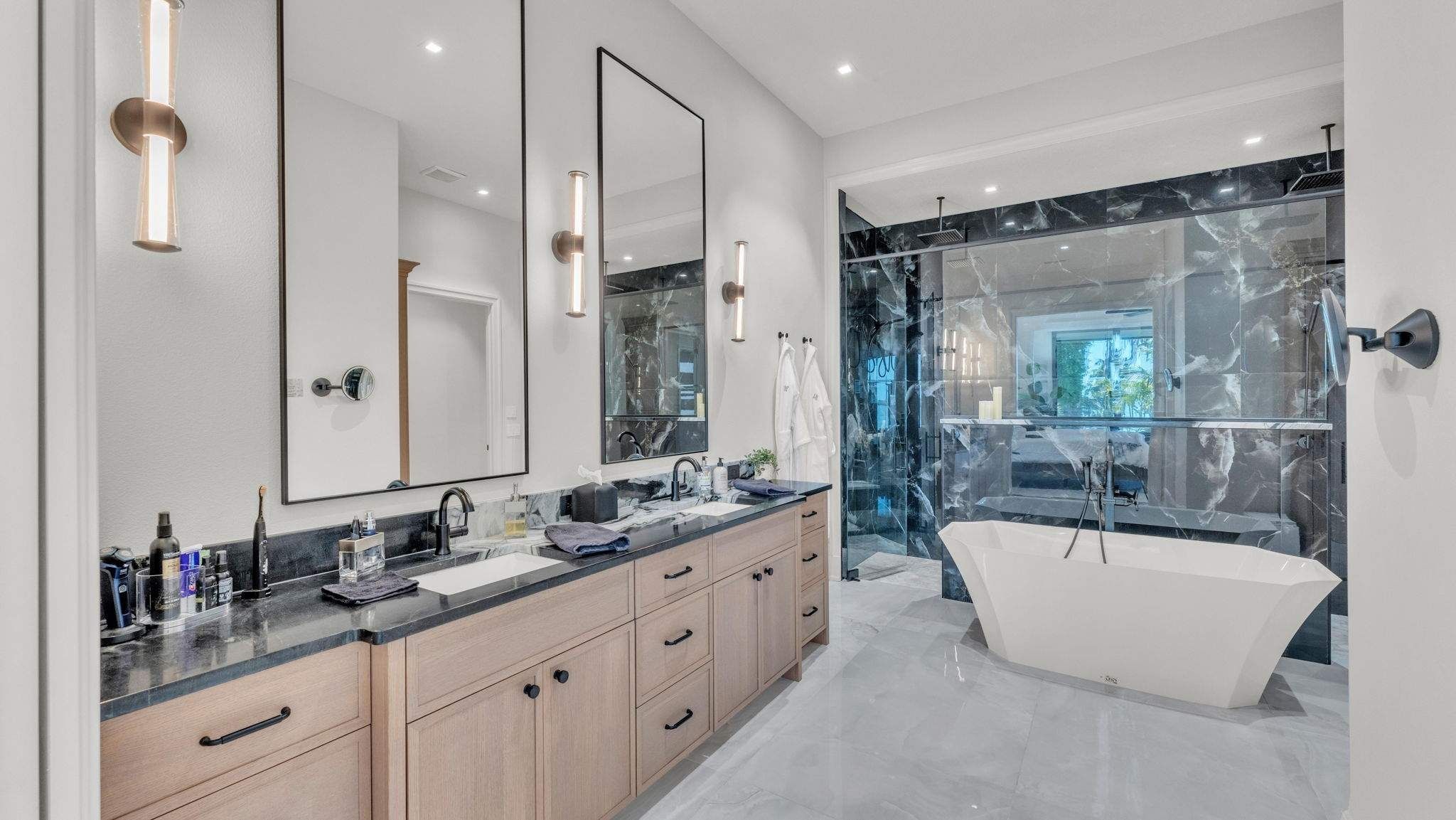  for Webb Homebuilders Group in Lakeland, FL