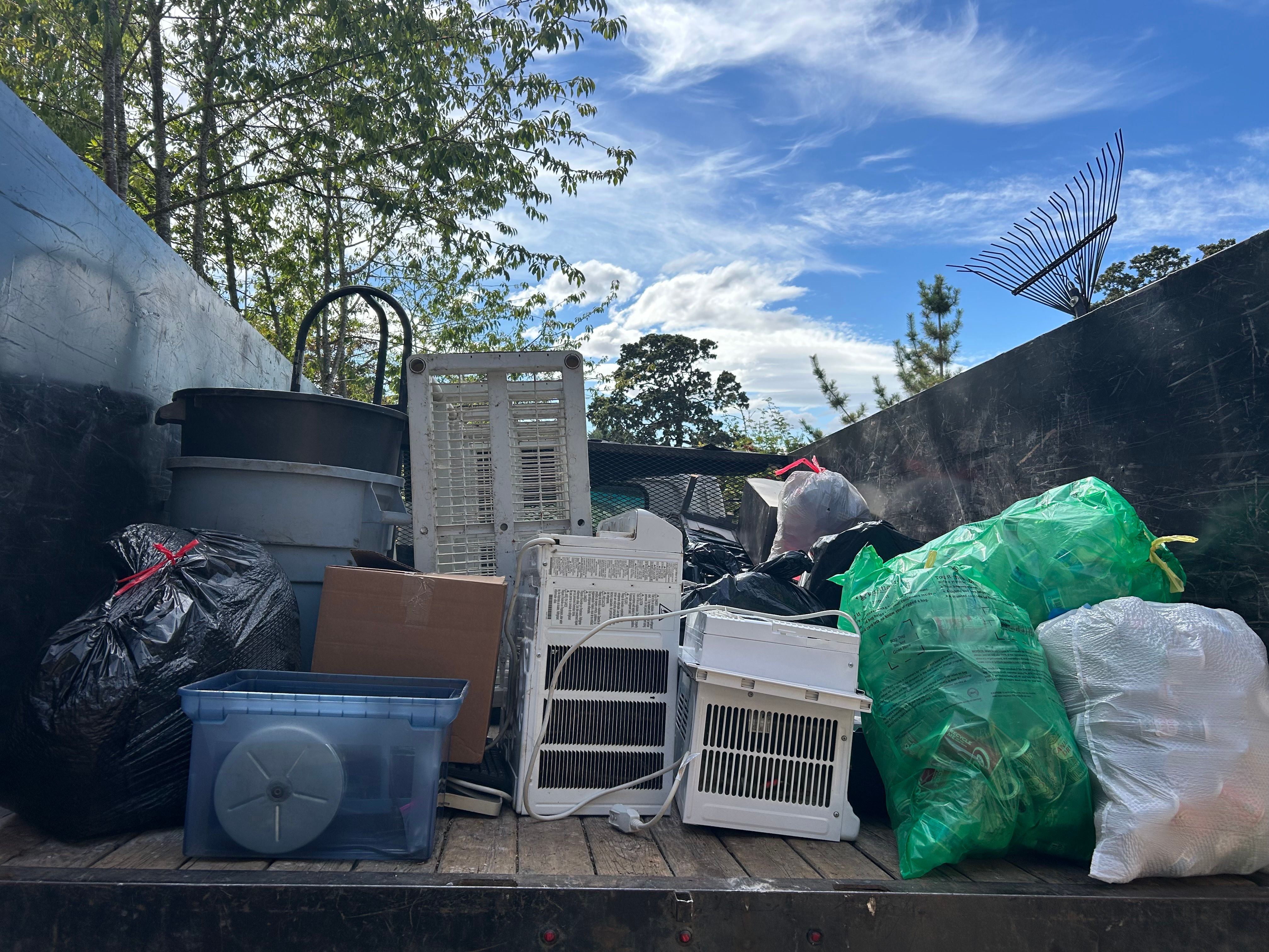  for Sol Junk Removal in Independence, OR
