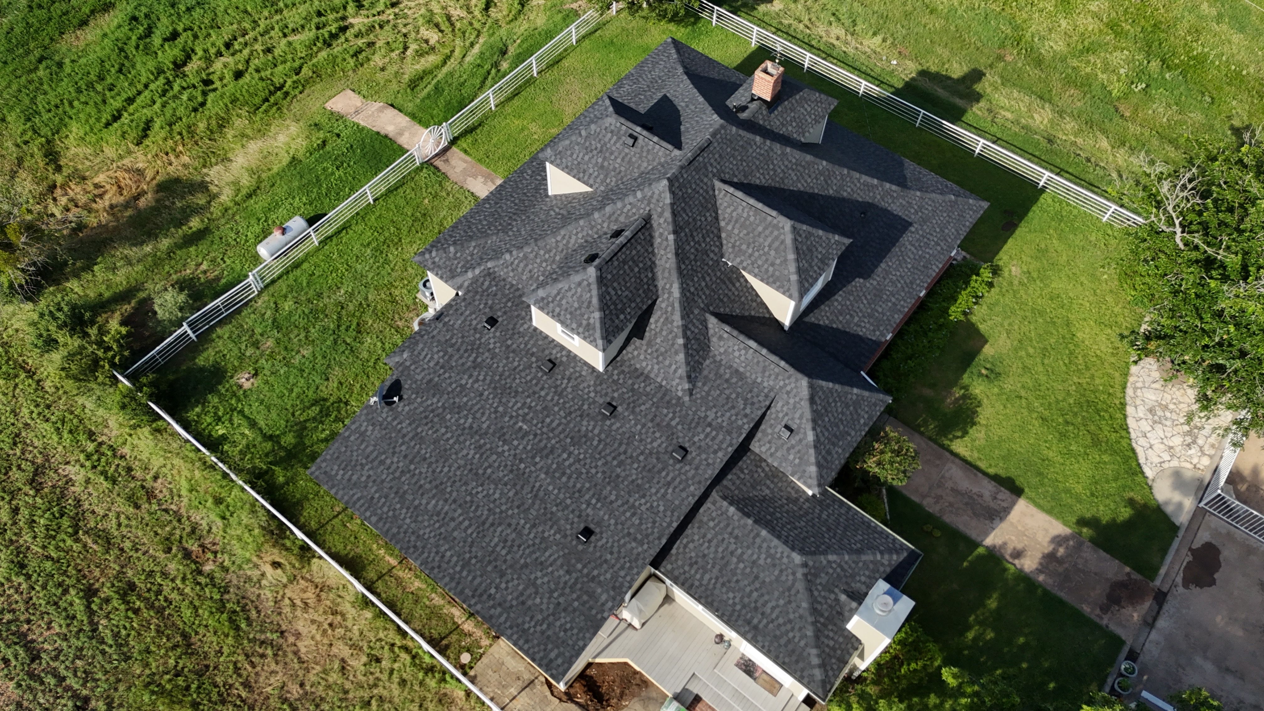 All Photos for Barcenas Roofing & Remodeling in San Saba, TX