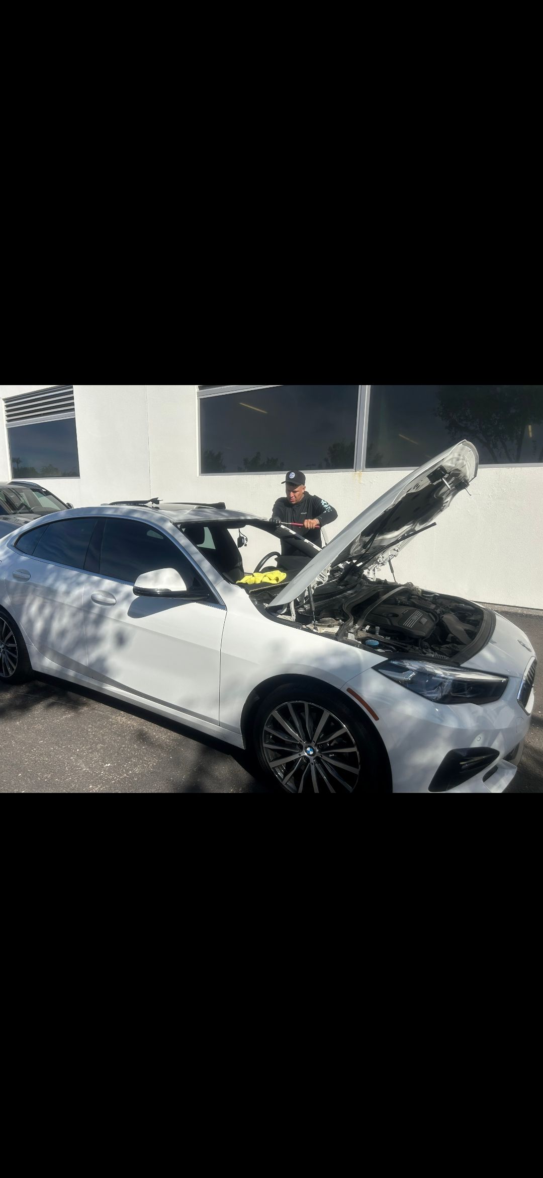  for Cals auto glass llc in Phoenix, AZ