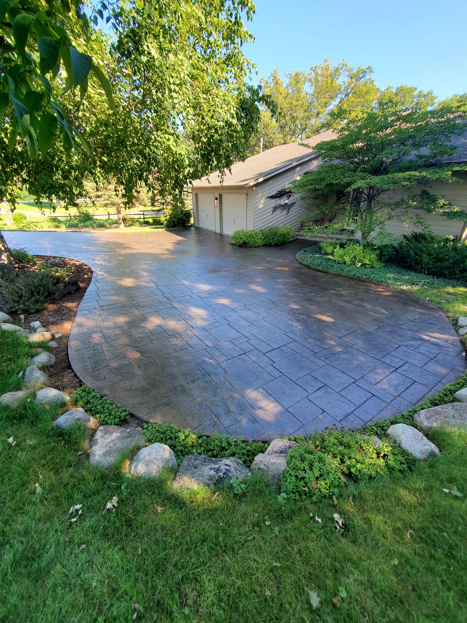 Epoxy for Custom Concrete Coatings in Battle Lake, MN