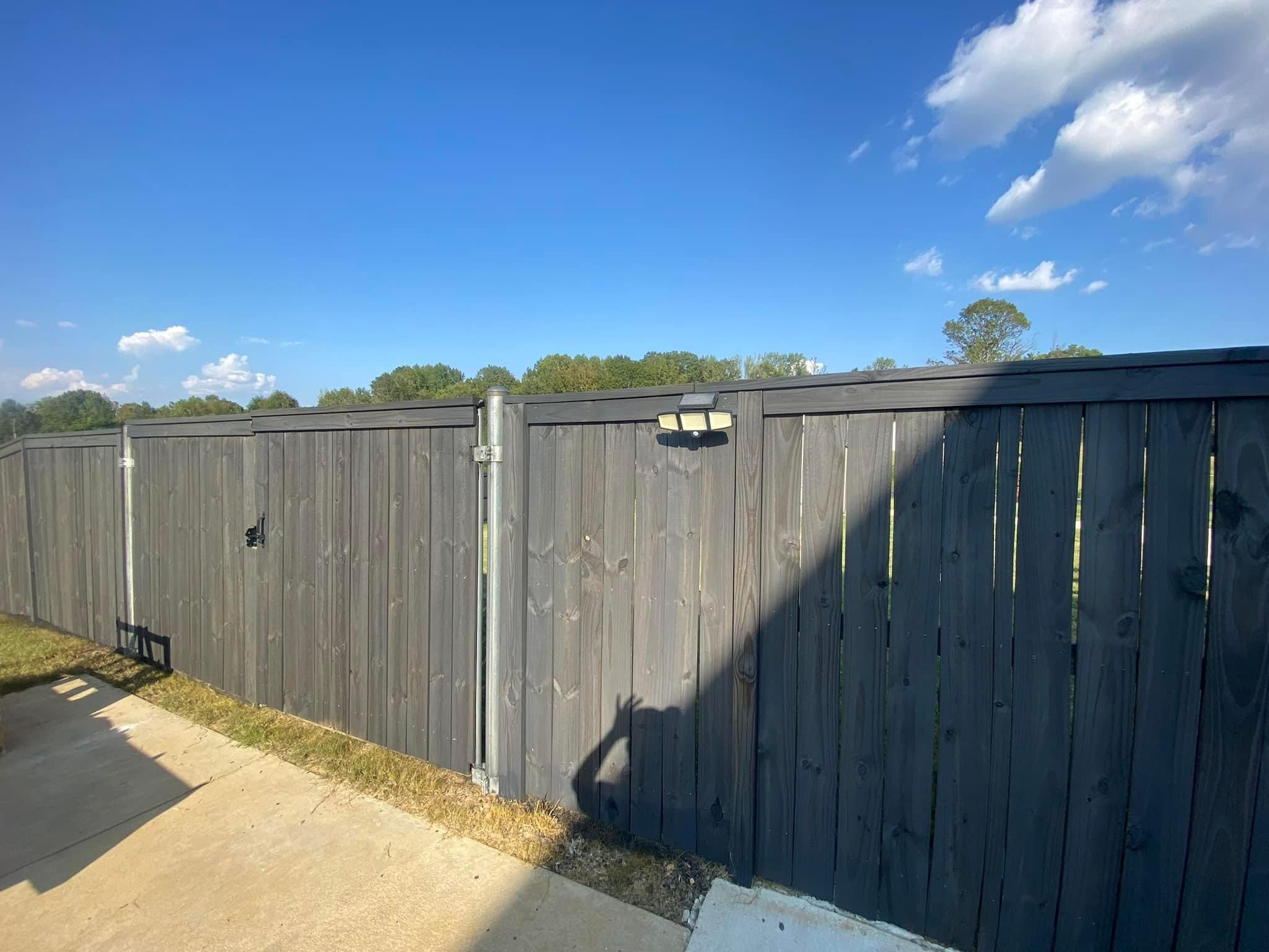  for Manning Fence, LLC in Hernando, MS