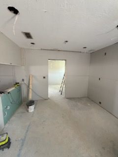  for Escorpio Painting in Tampa, FL