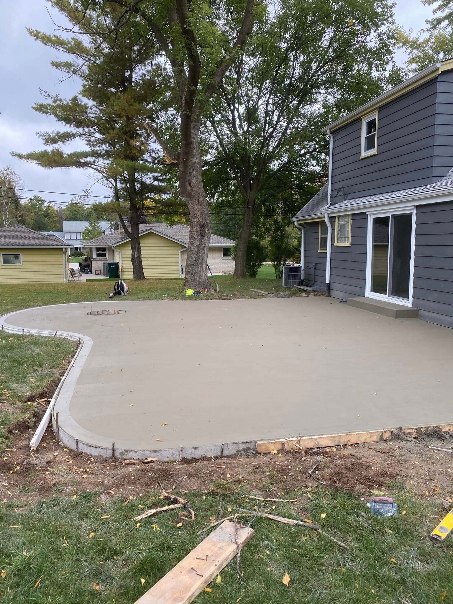  for MKE Concrete Contractors LLC in Milwaukee, WI