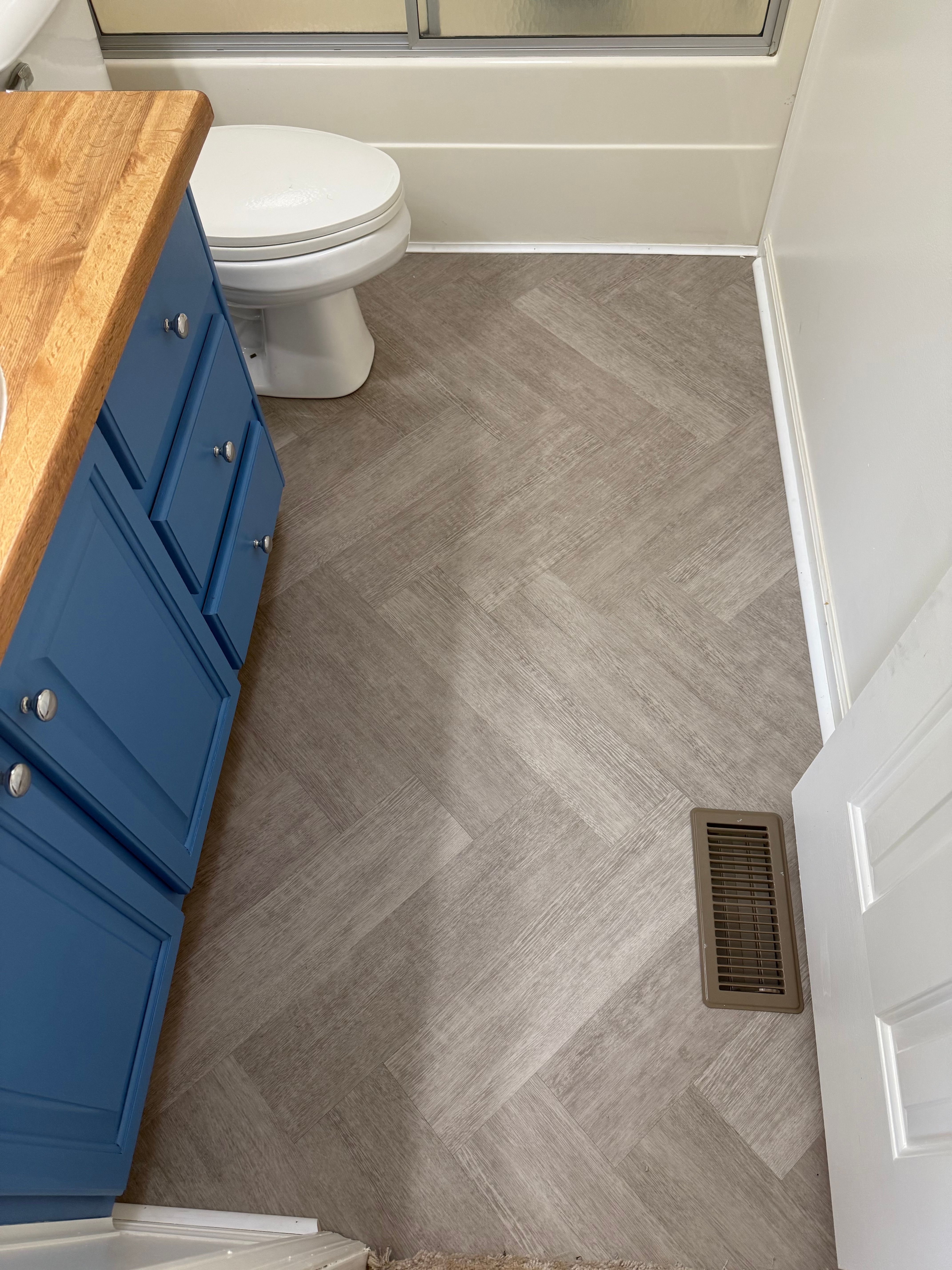  for Dr J Flooring Llc in Greenville, South Carolina