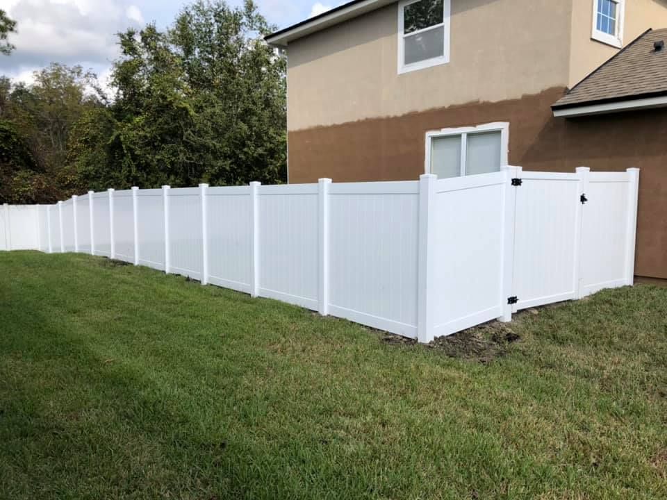  for Red's Premier Fencing LLC  in Jacksonville, FL