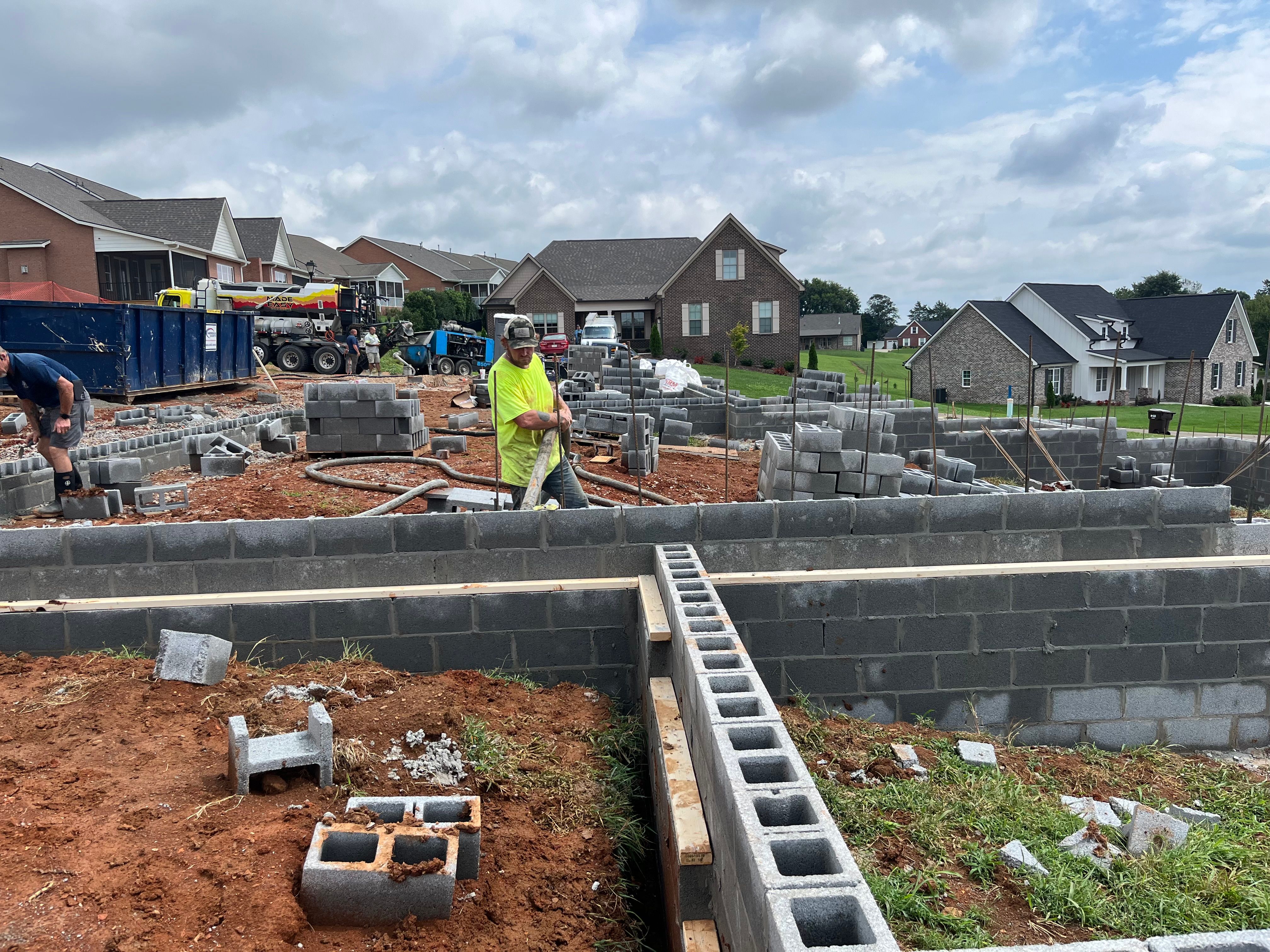  for Williams Concrete Pumping in Knoxville, Tennessee