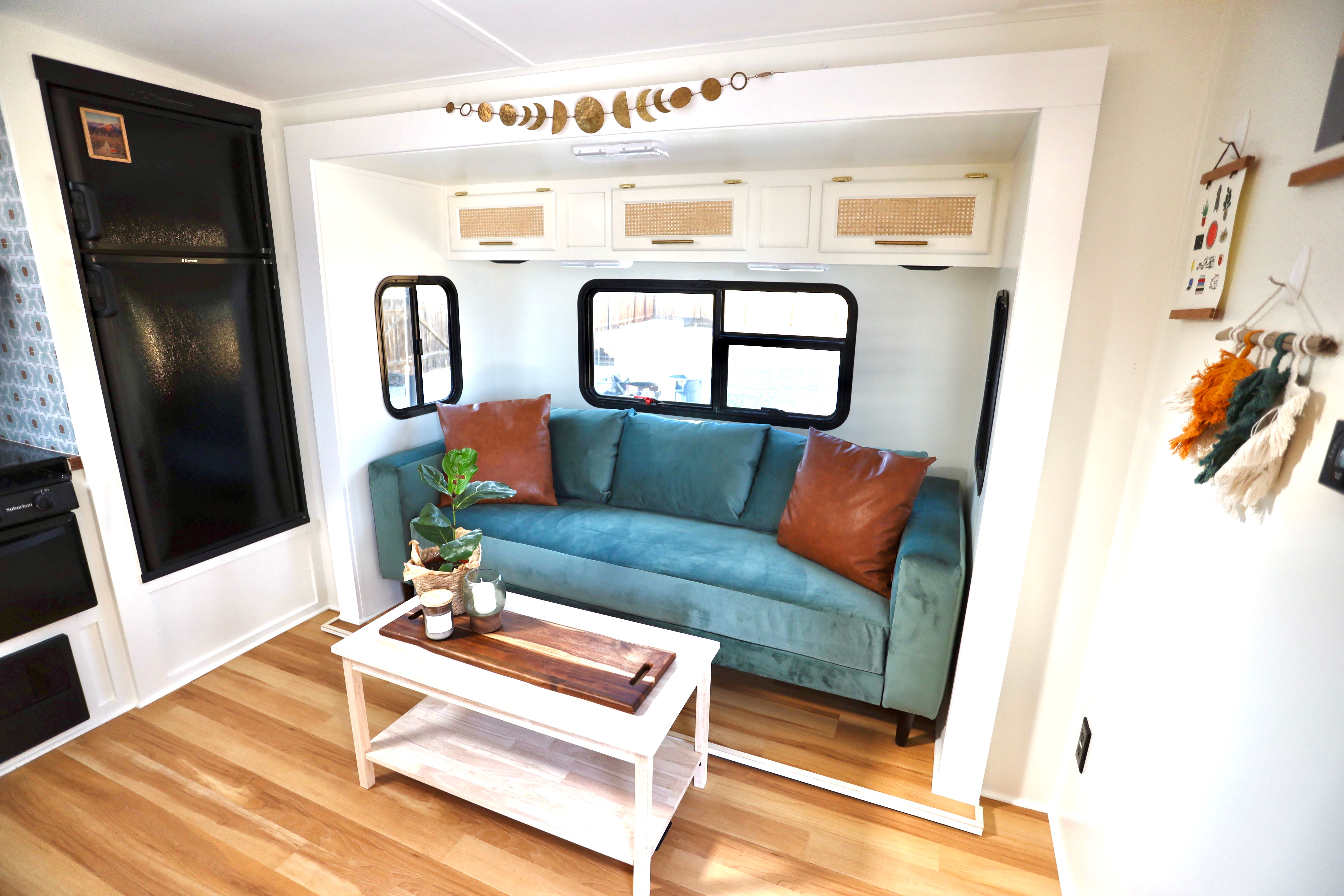 2018 Keystone Passport 2510RB for Mauka to Makai RV Renovations in Los Angeles, CA