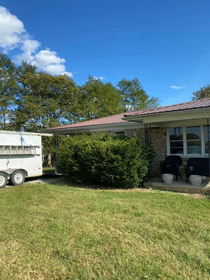 Fall and Spring Clean Up for Atwood’s Tree Care in Liberty,  KY