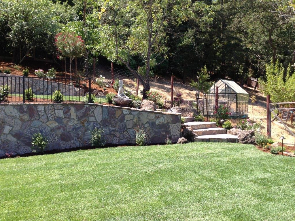 Retaining Walls for LEBEC, Inc in Brentwood, CA