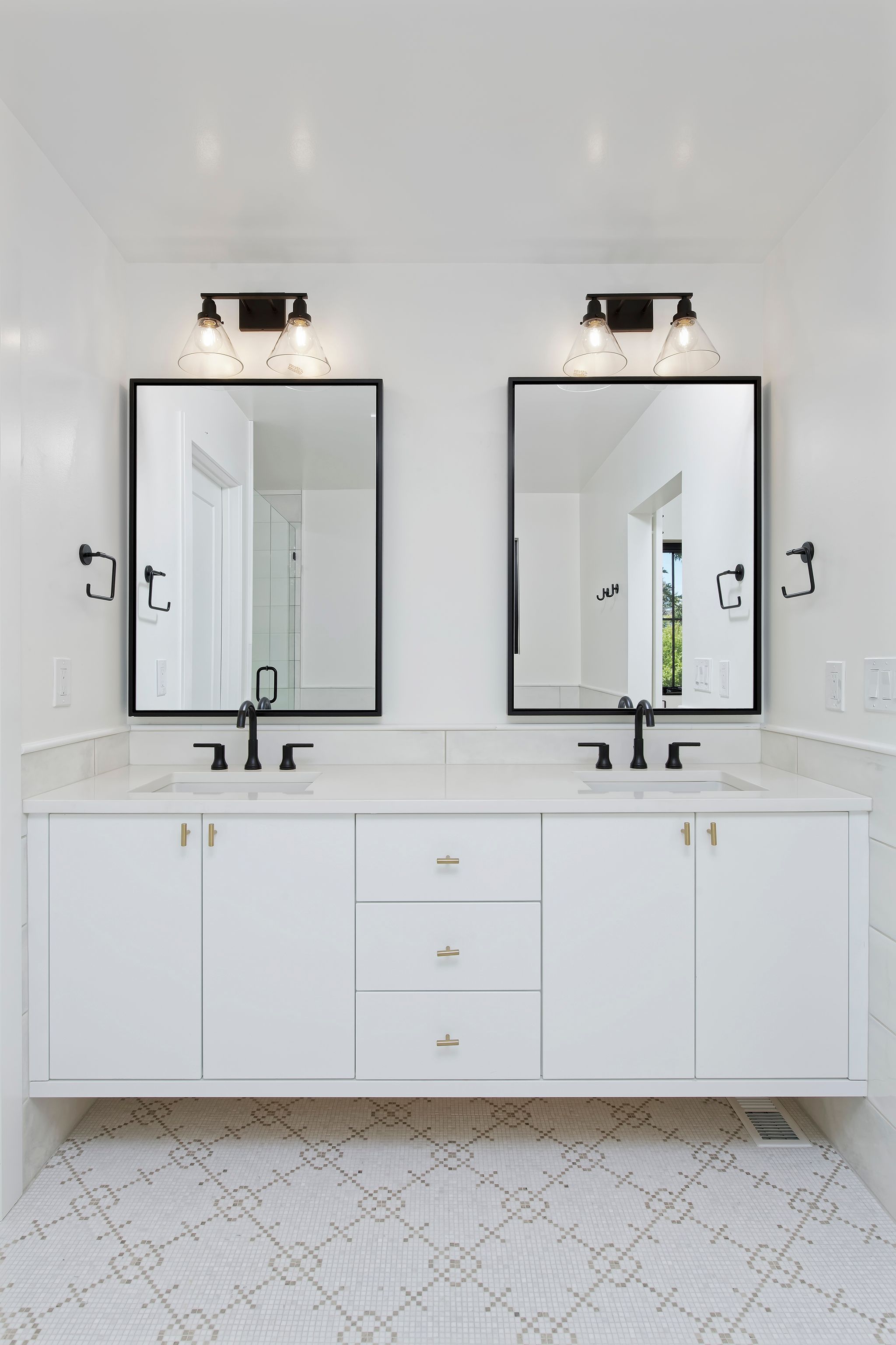  for Radiant Homes LLC in Fort Collins, CO