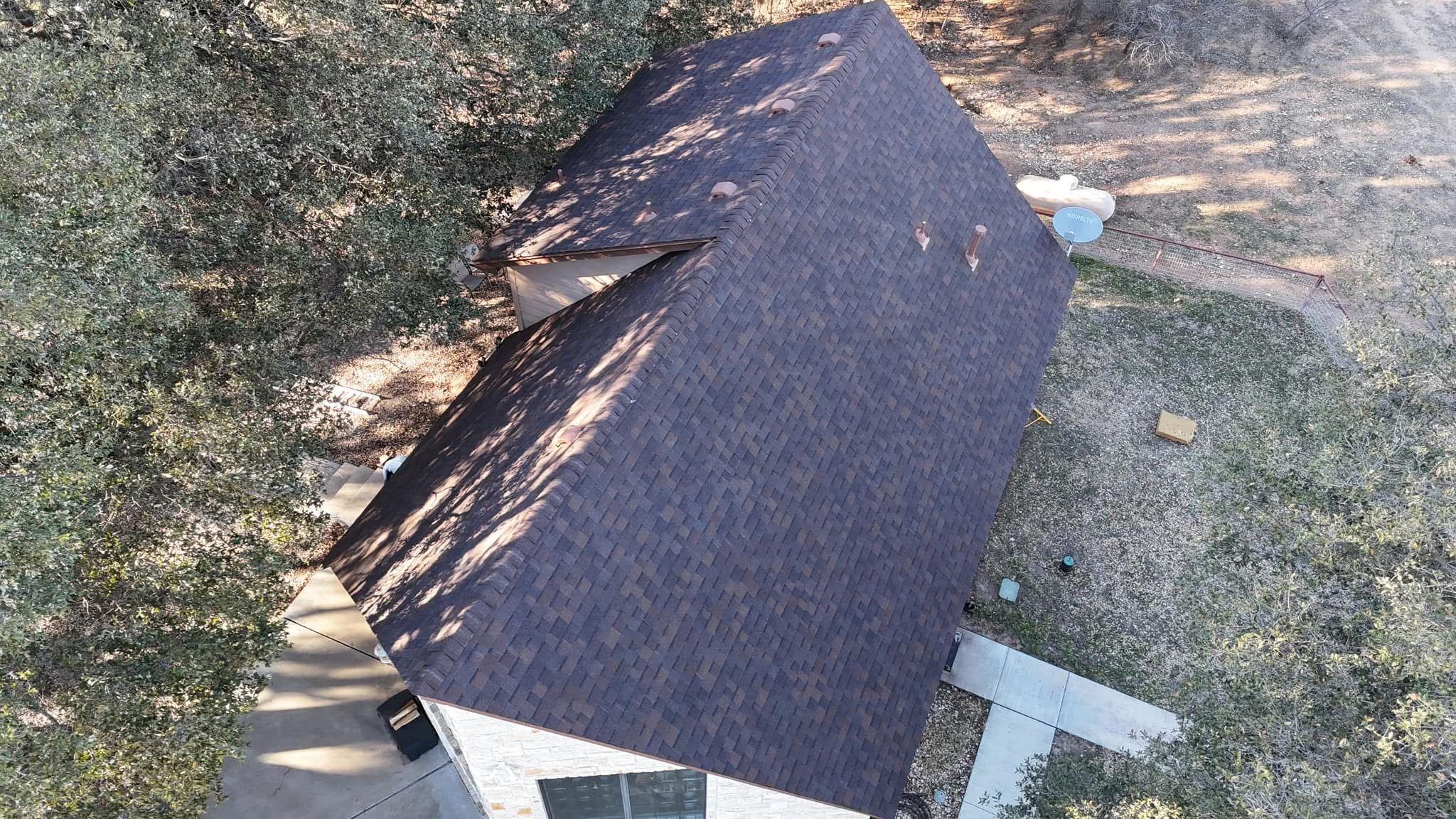 Shingle Roofs  for Barcenas Roofing & Remodeling in San Saba, TX