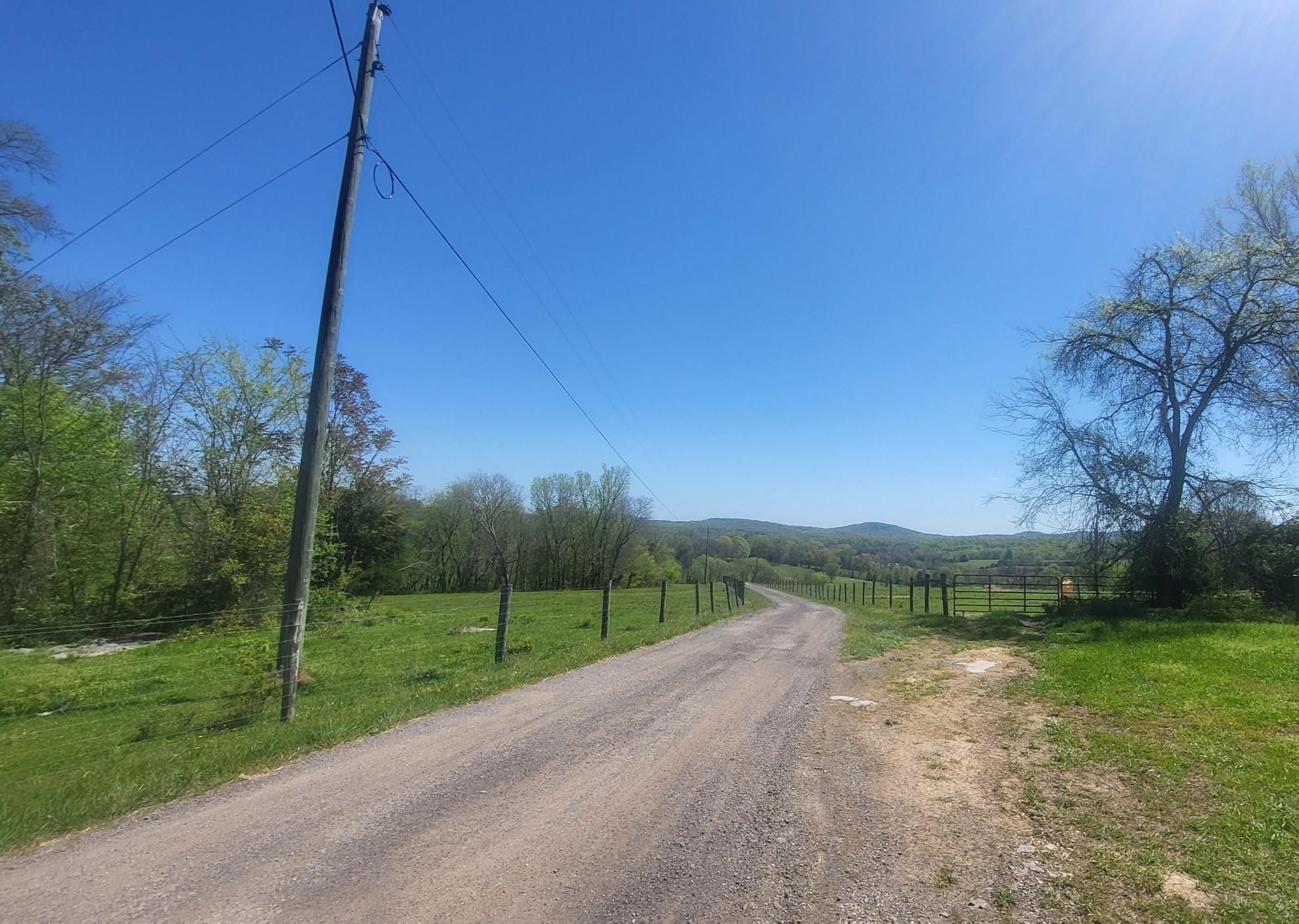  for Absolute Asphalt, Paving & Sealcoating in Lebanon, TN
