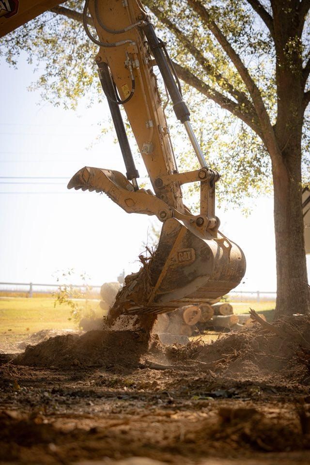  for Collins Constructors in Fyffe, AL